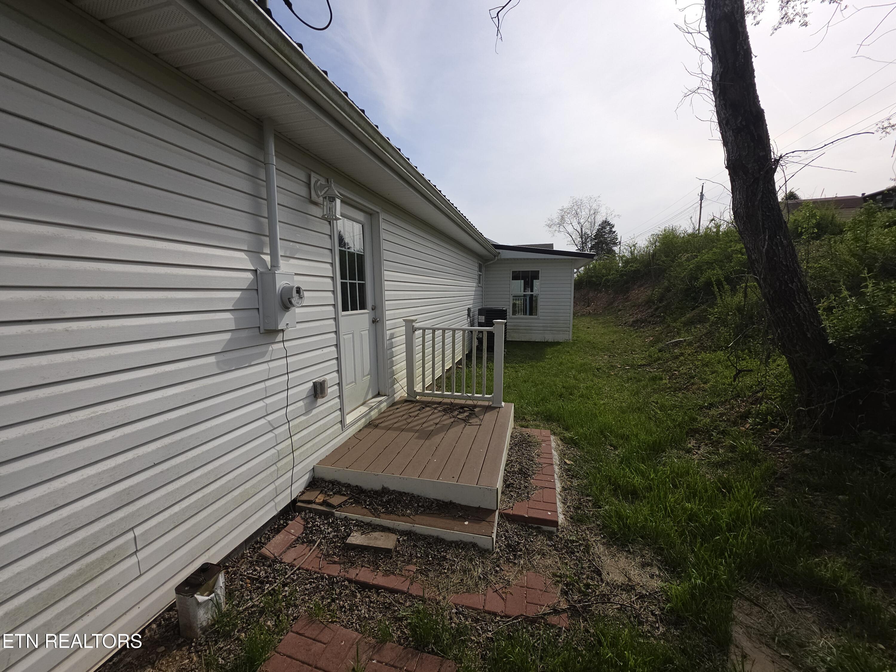 330 Wilson Hurst Street Tazewell TN 37879