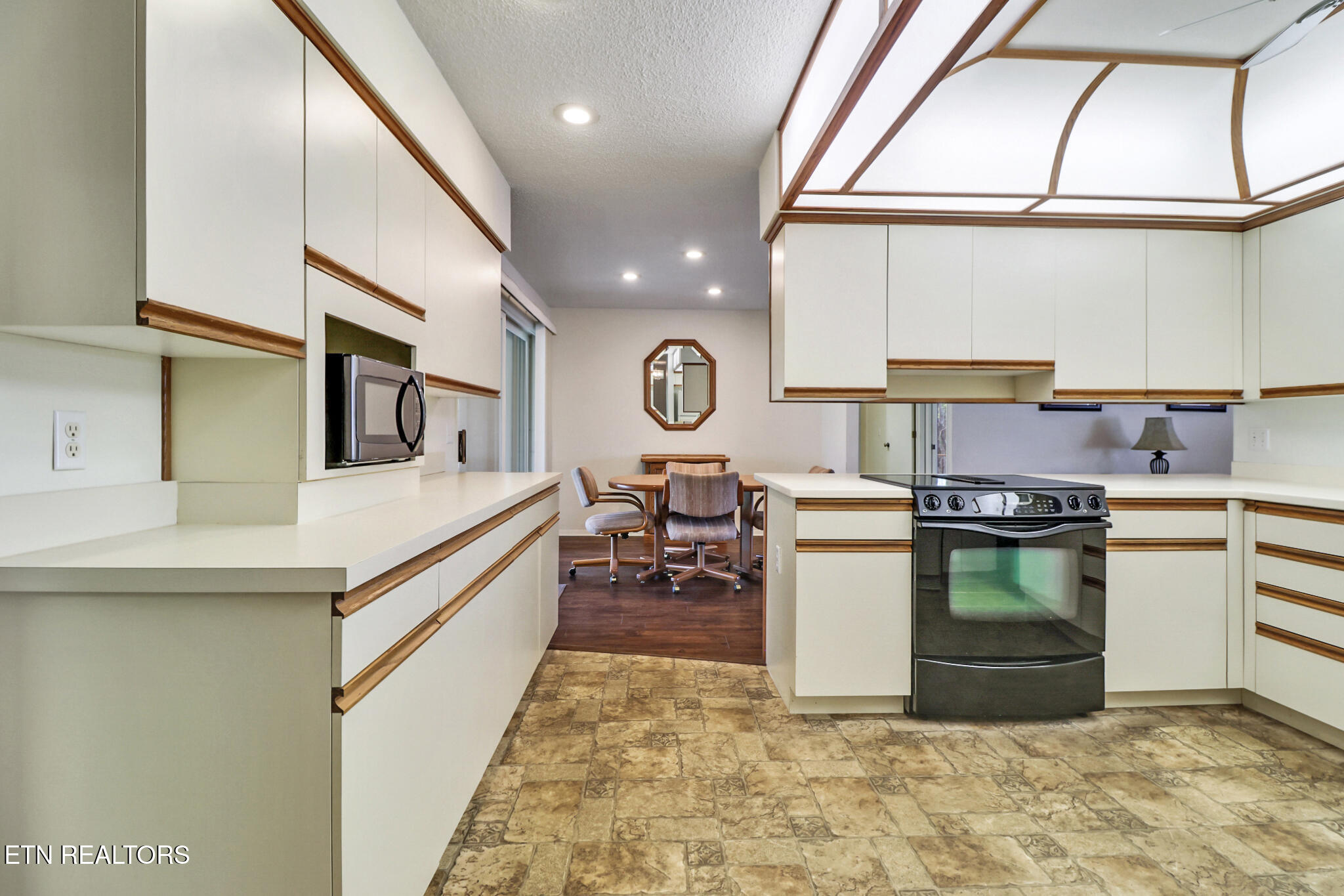 272 N Lake Trail Monterey TN 38574