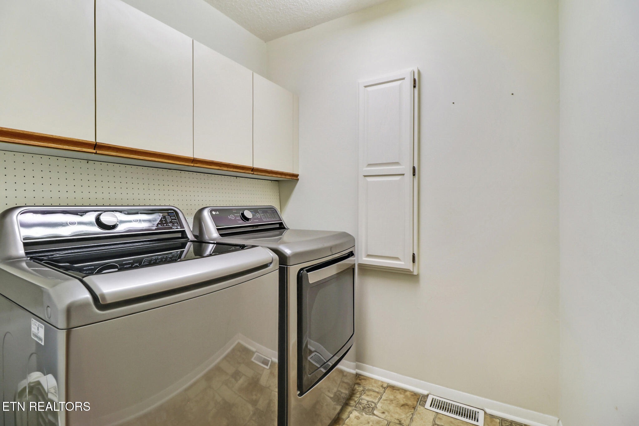 272 N Lake Trail Monterey TN 38574