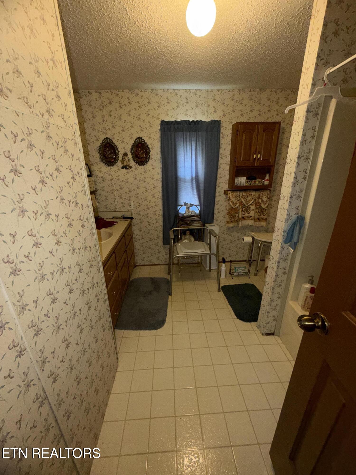 205 Hillcrest Avenue Rocky Top TN 37769