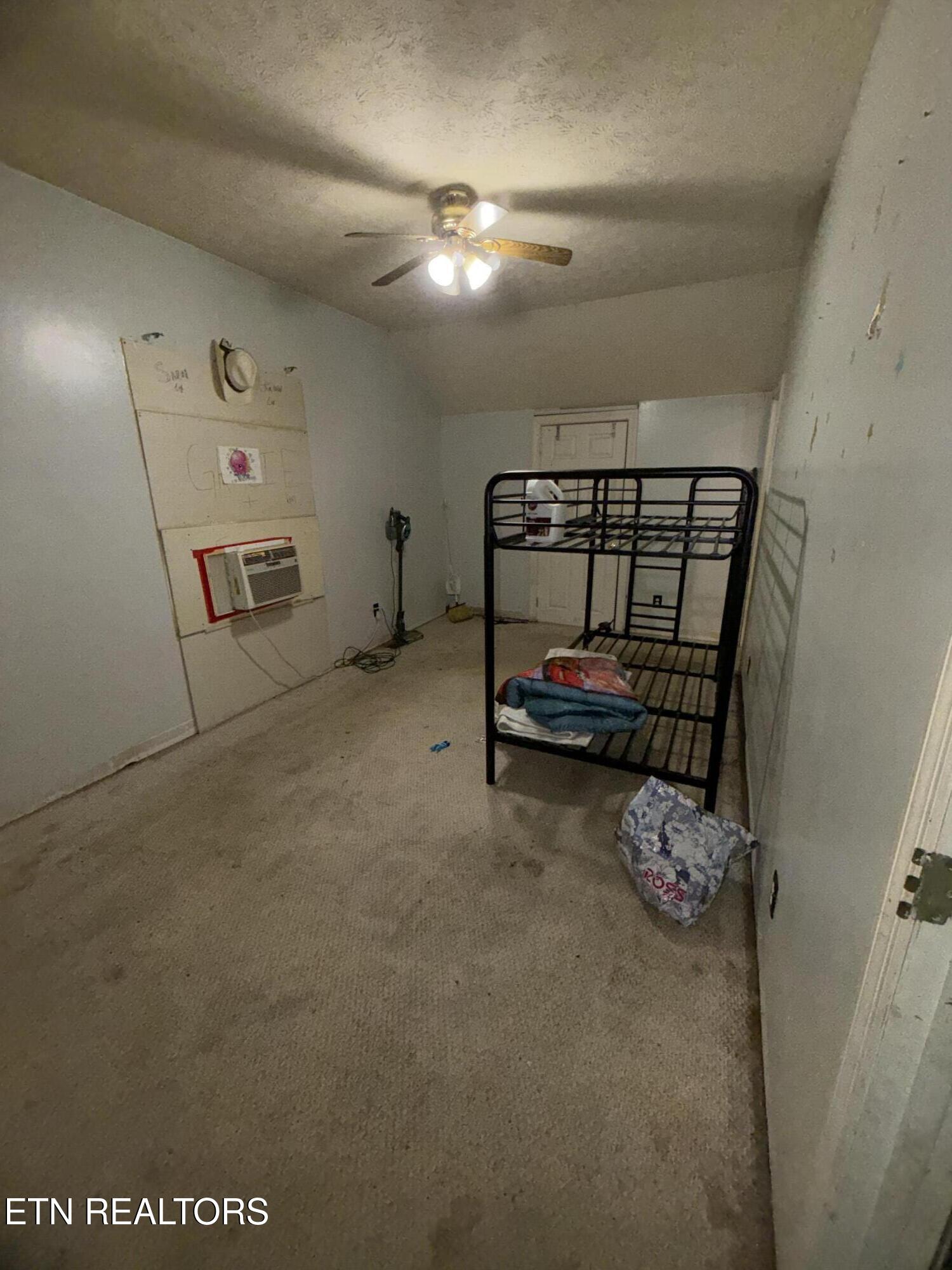 205 Hillcrest Avenue Rocky Top TN 37769