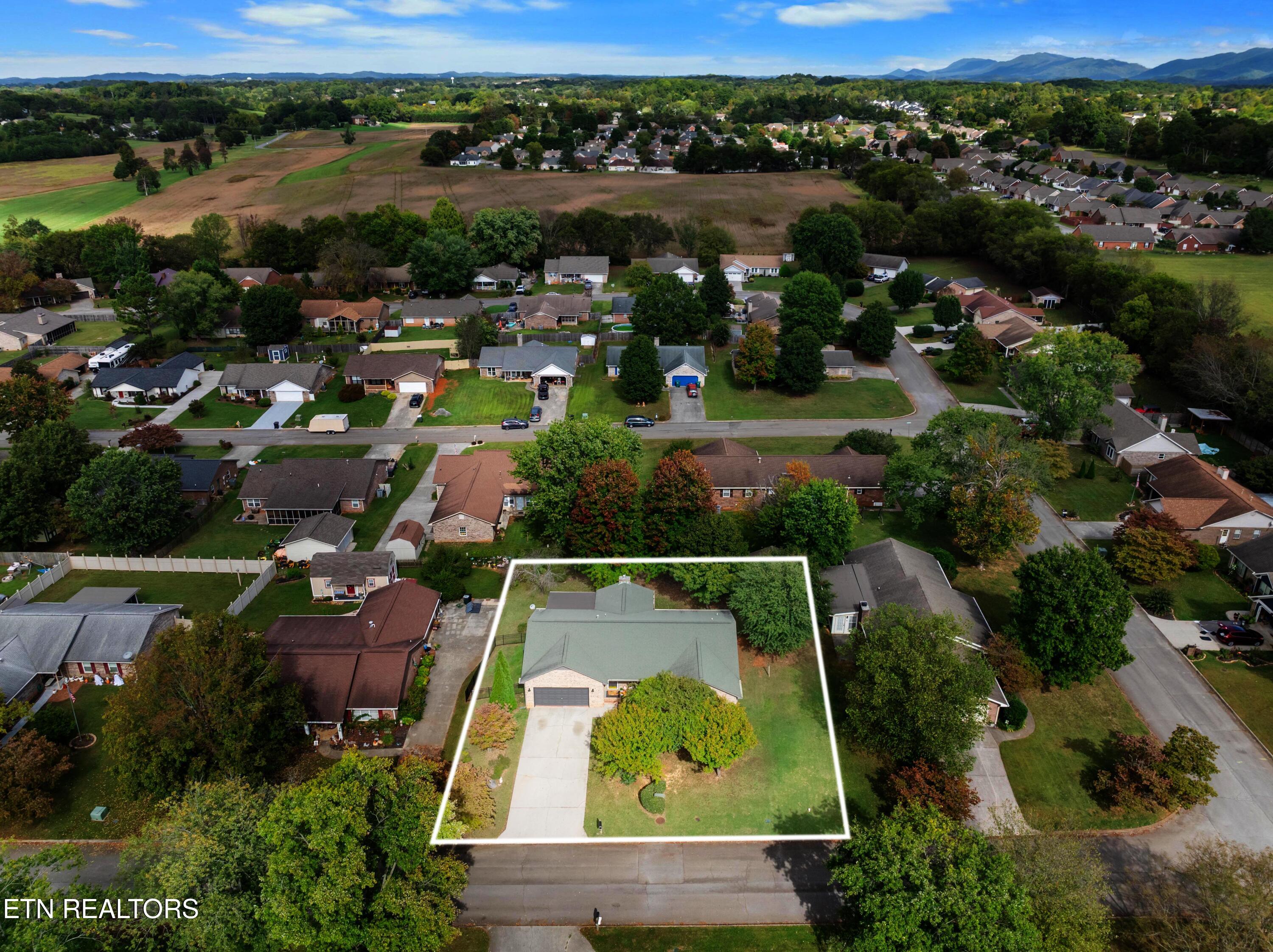 1420 Hartford Avenue Maryville TN 37803