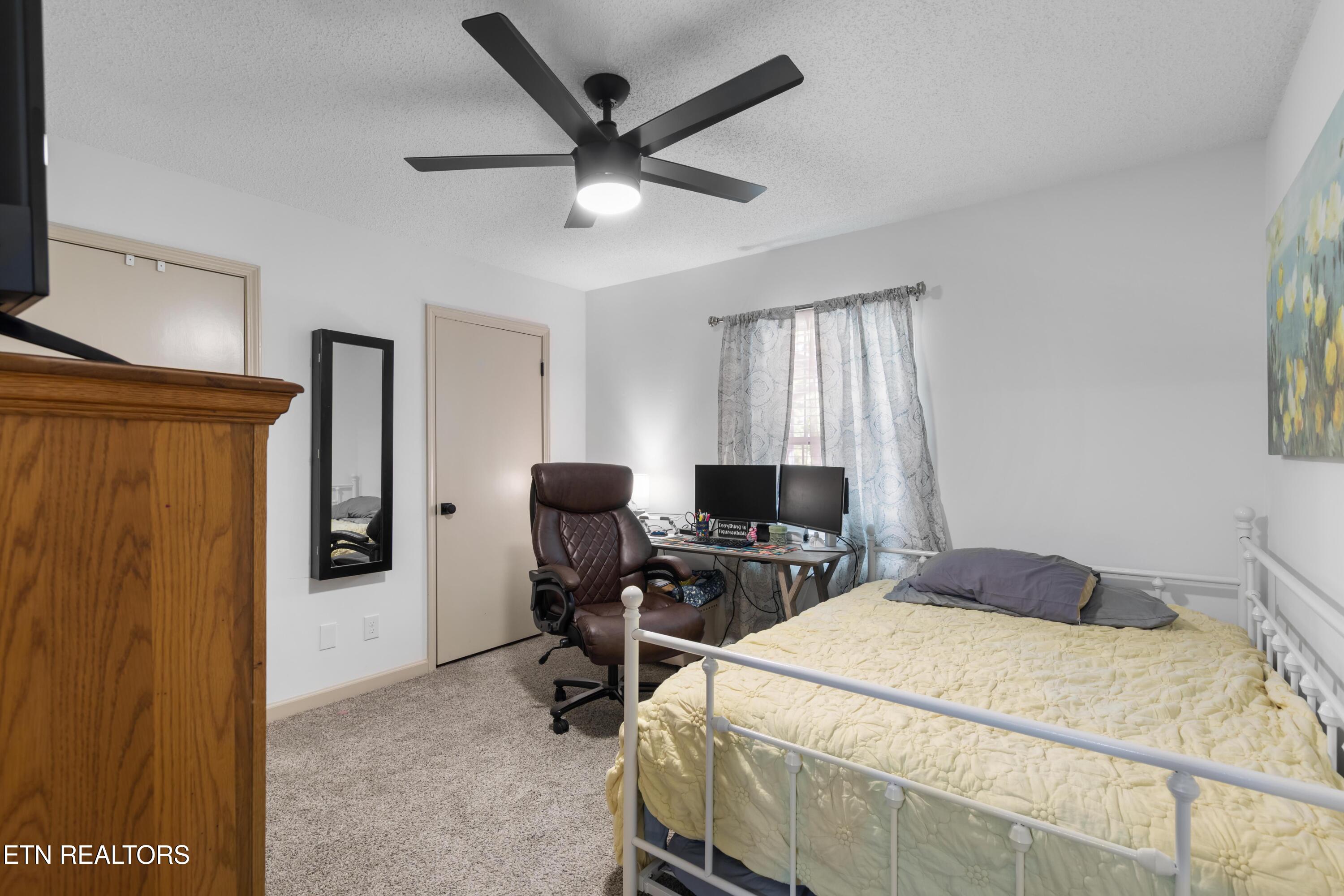 1420 Hartford Avenue Maryville TN 37803