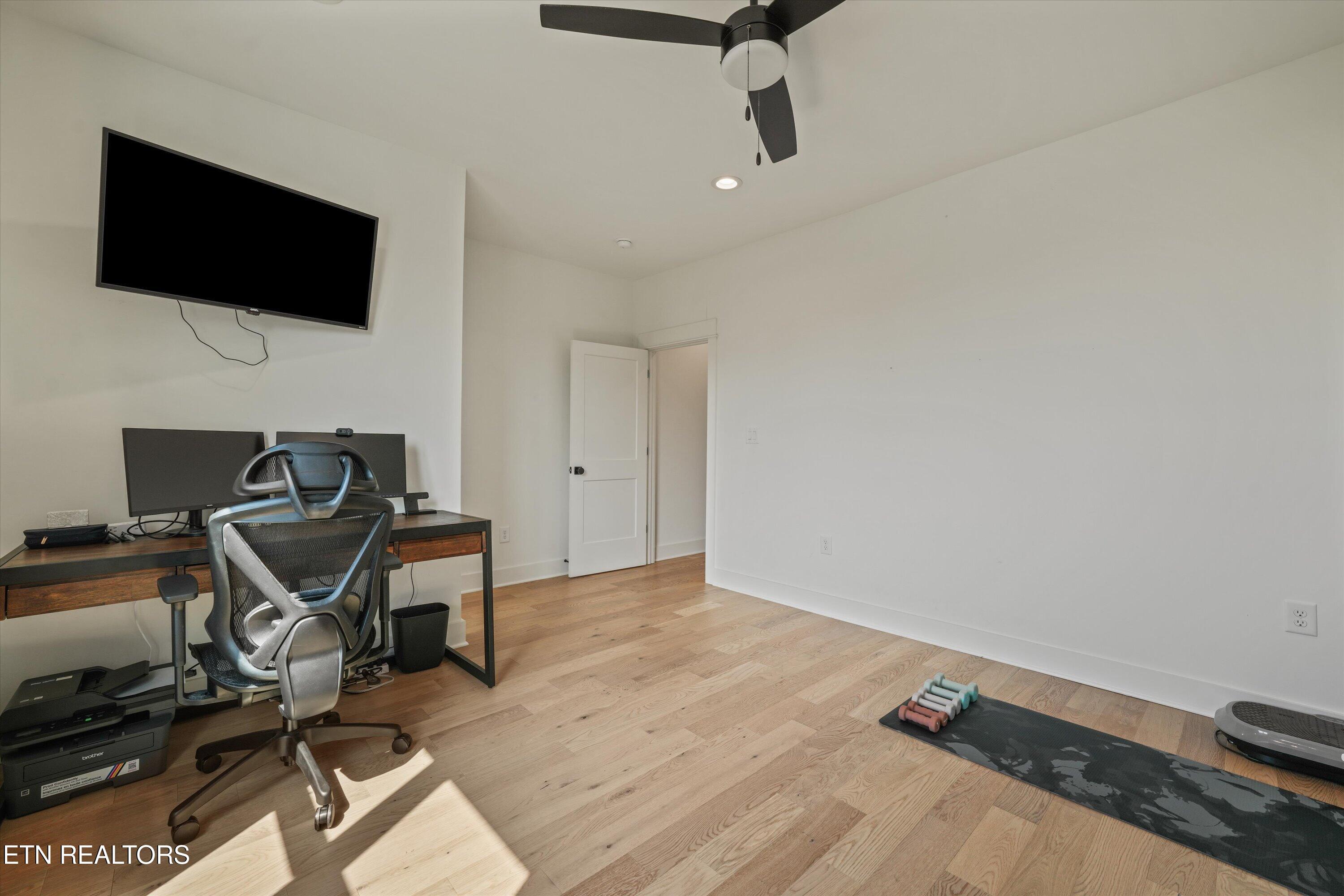 9823 Clingmans Dome Drive Knoxville TN 37922