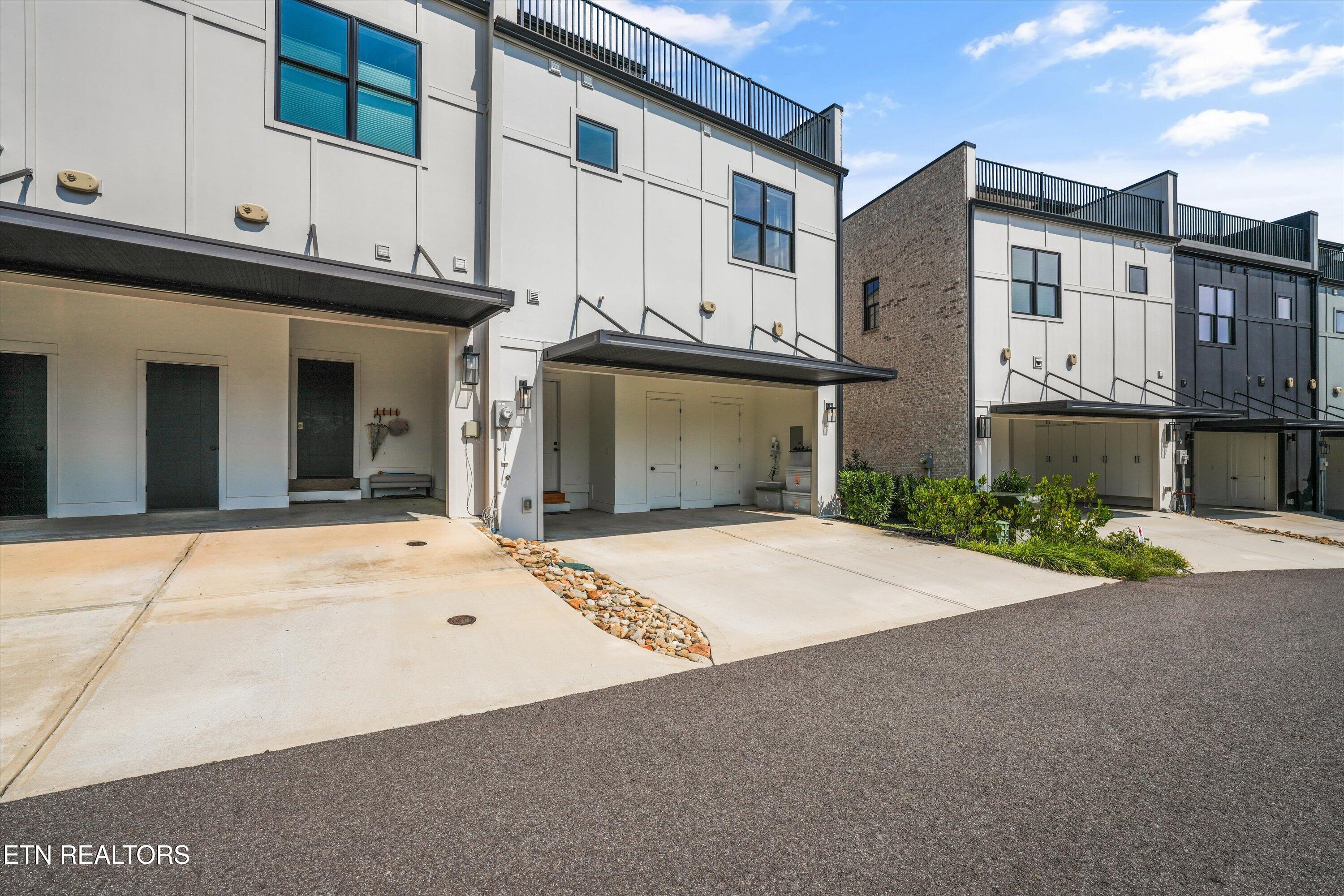 9823 Clingmans Dome Drive Knoxville TN 37922