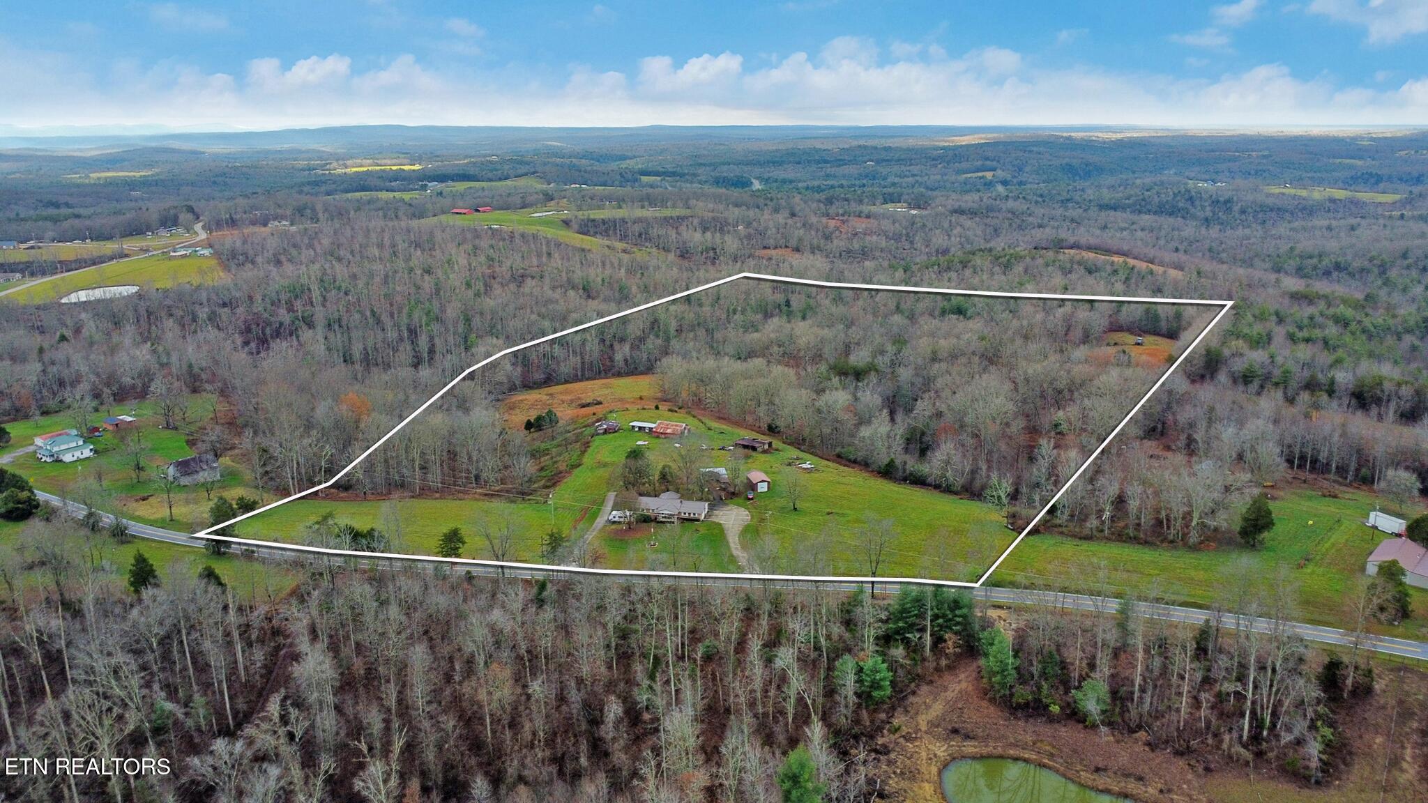 2620 Deer Lodge Highway Deer Lodge TN 37726