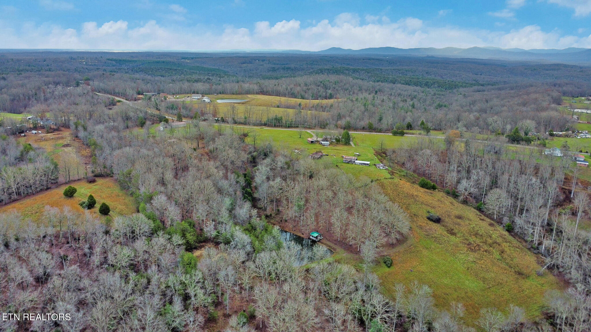 2620 Deer Lodge Highway Deer Lodge TN 37726