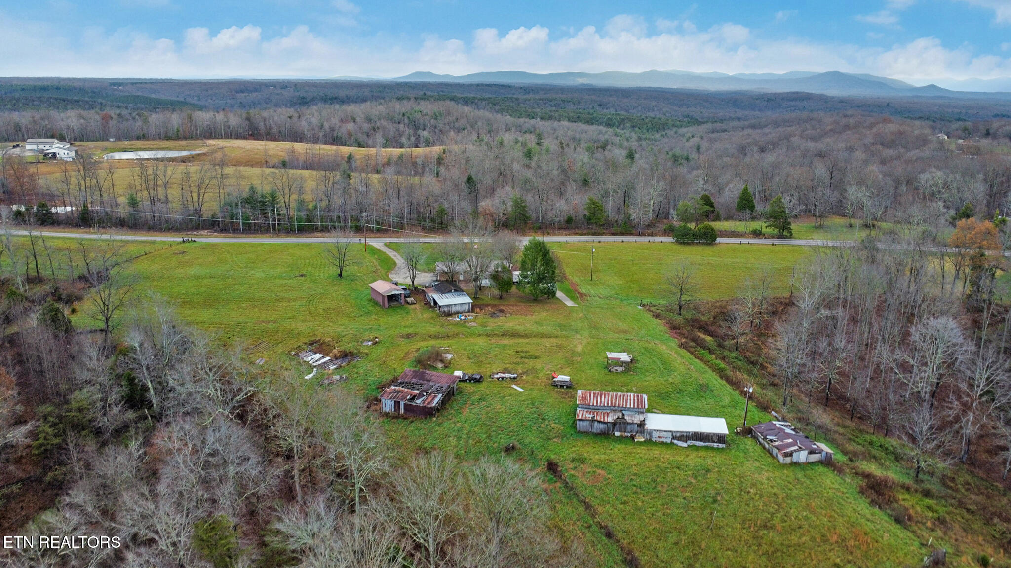 2620 Deer Lodge Highway Deer Lodge TN 37726
