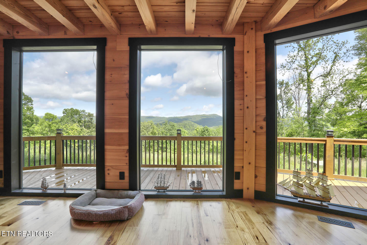 833 Duck Creek Road Sneedville TN 37869