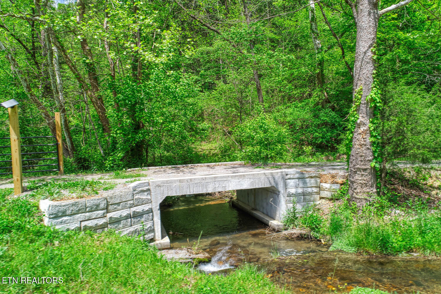 833 Duck Creek Road Sneedville TN 37869