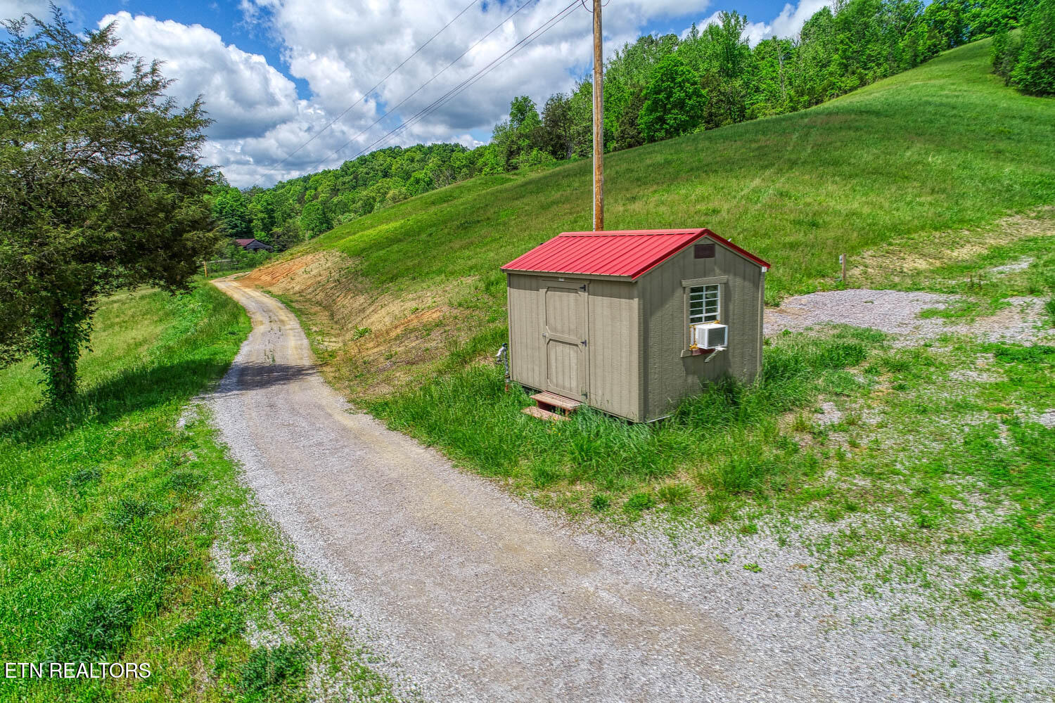 833 Duck Creek Road Sneedville TN 37869