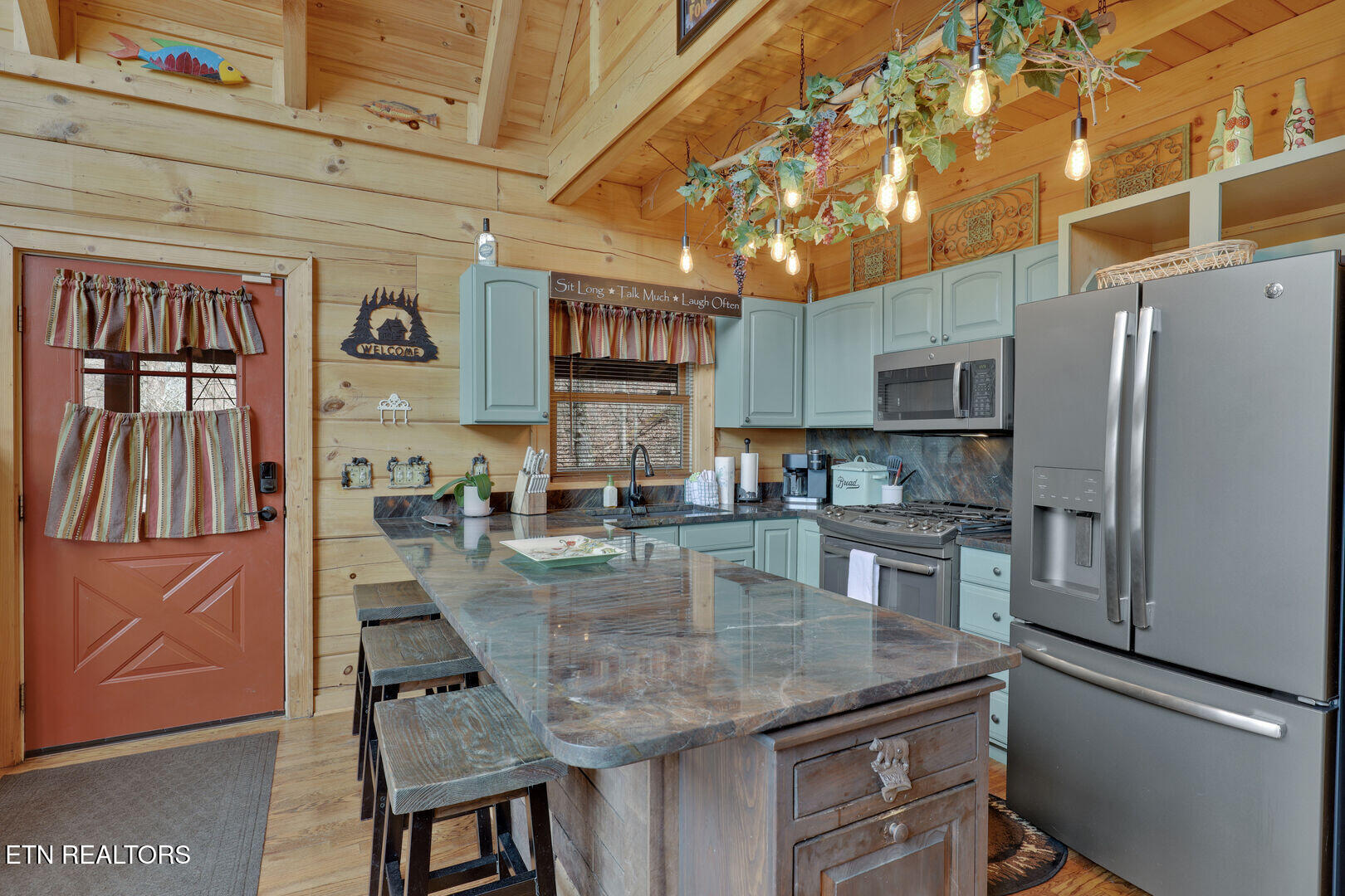 2980 Kulpan Way Sevierville TN 37862