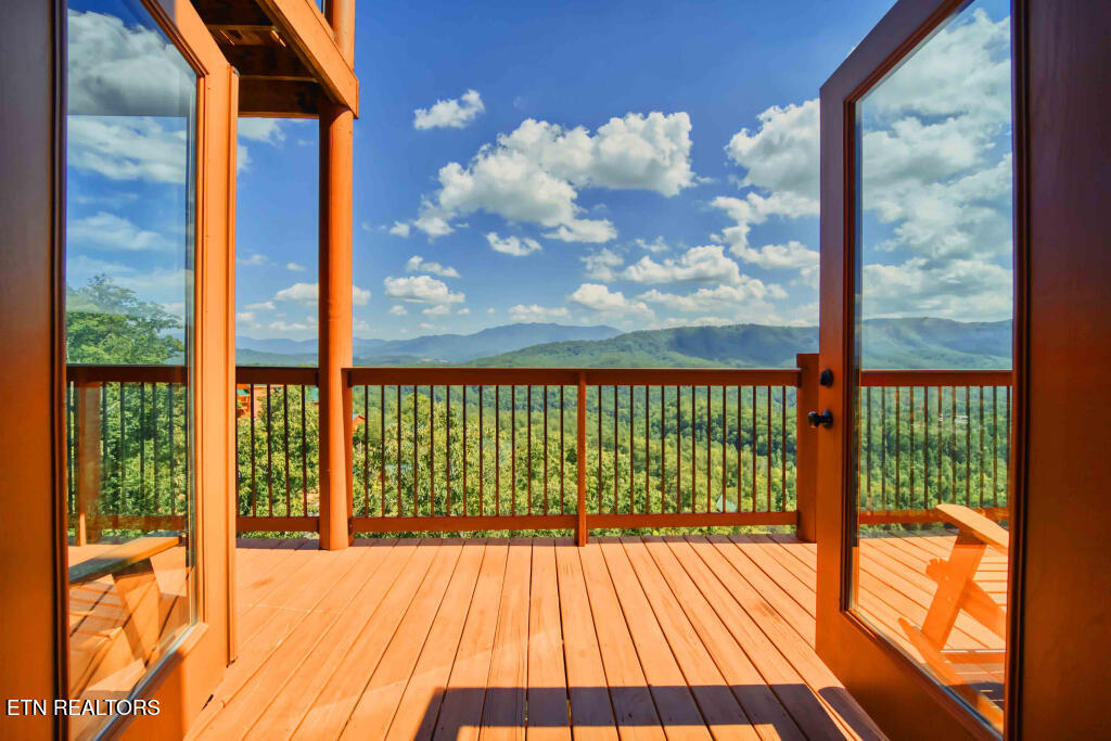 4109 Sherwood Heights Way Pigeon Forge TN 37863