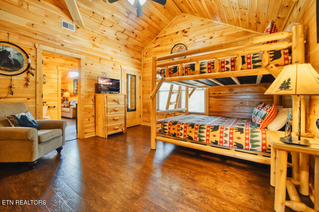4109 Sherwood Heights Way Pigeon Forge TN 37863