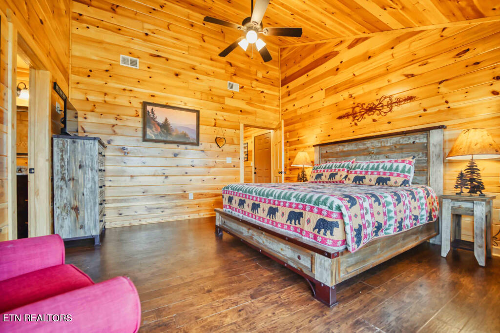 4109 Sherwood Heights Way Pigeon Forge TN 37863