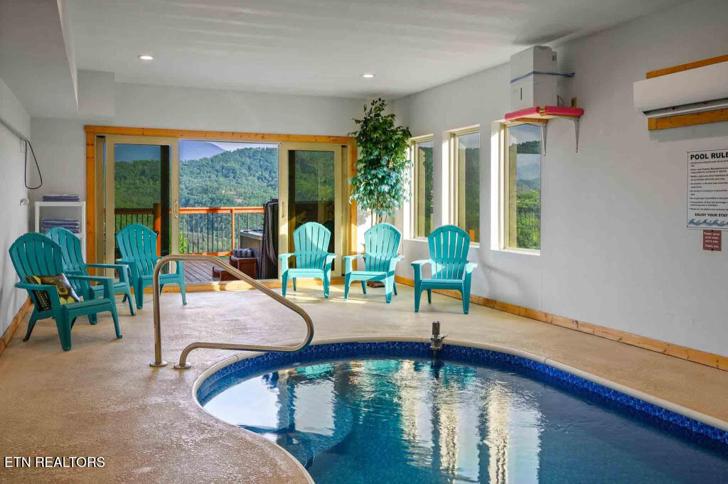 4109 Sherwood Heights Way Pigeon Forge TN 37863