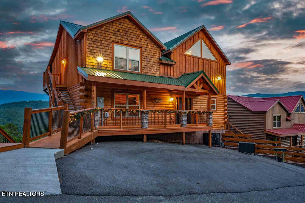 4109 Sherwood Heights Way Pigeon Forge TN 37863