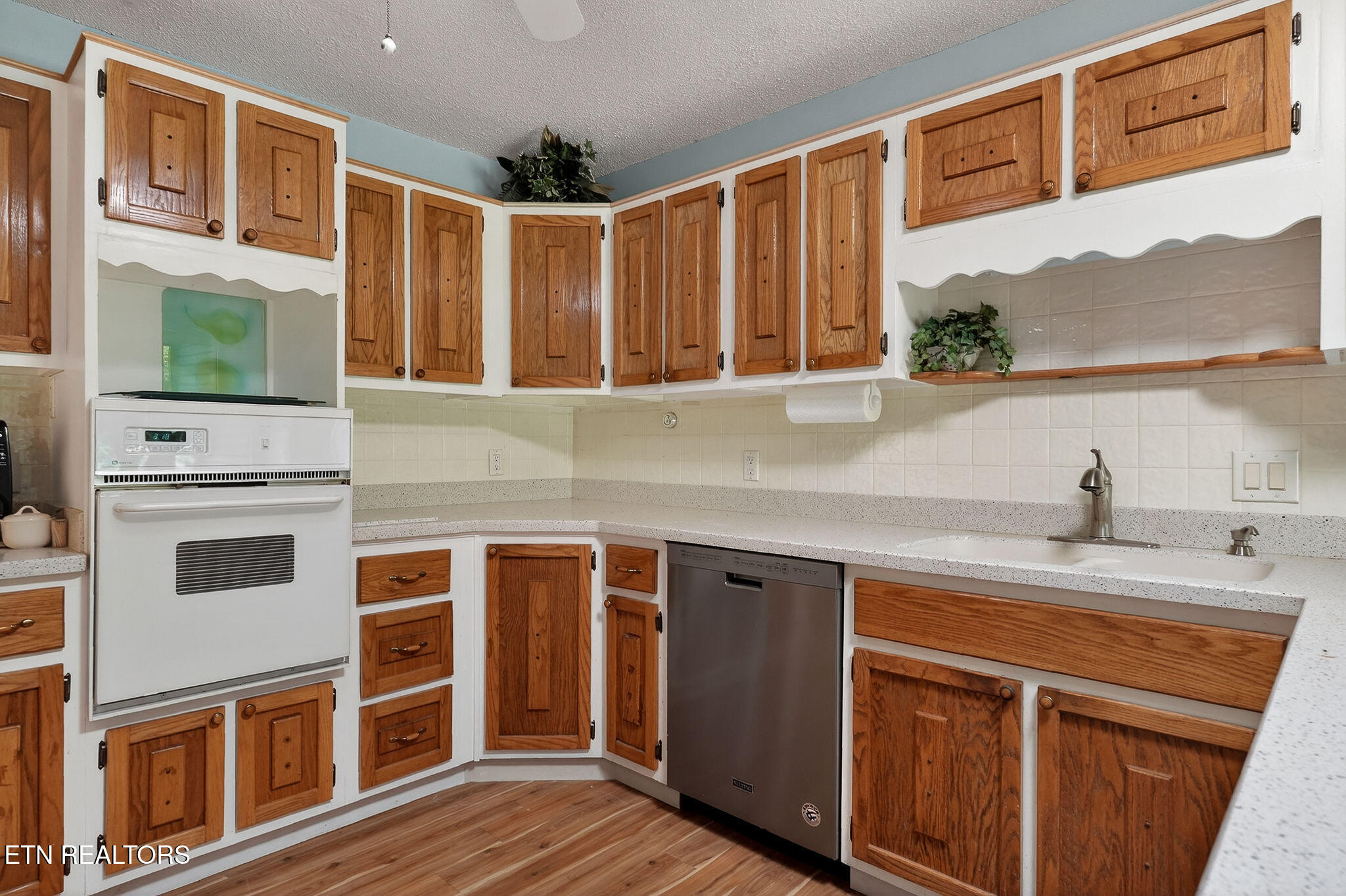 205 Kings Down Drive Crossville TN 38558