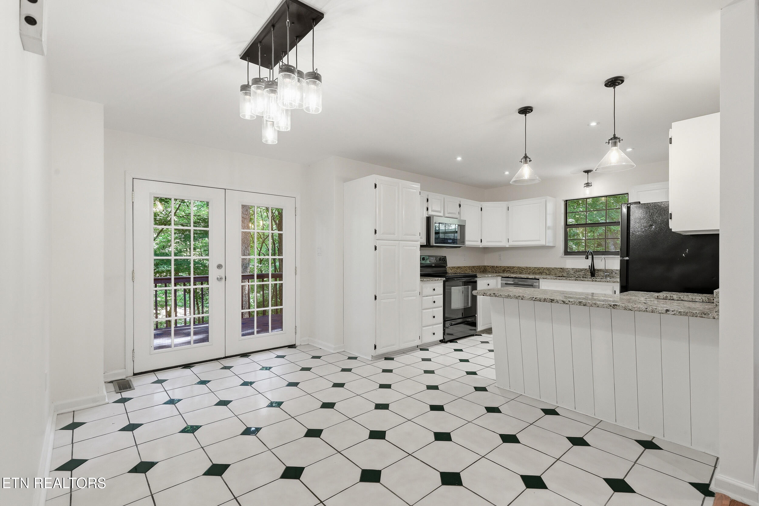 141 Milligan Lane Clinton TN 37716