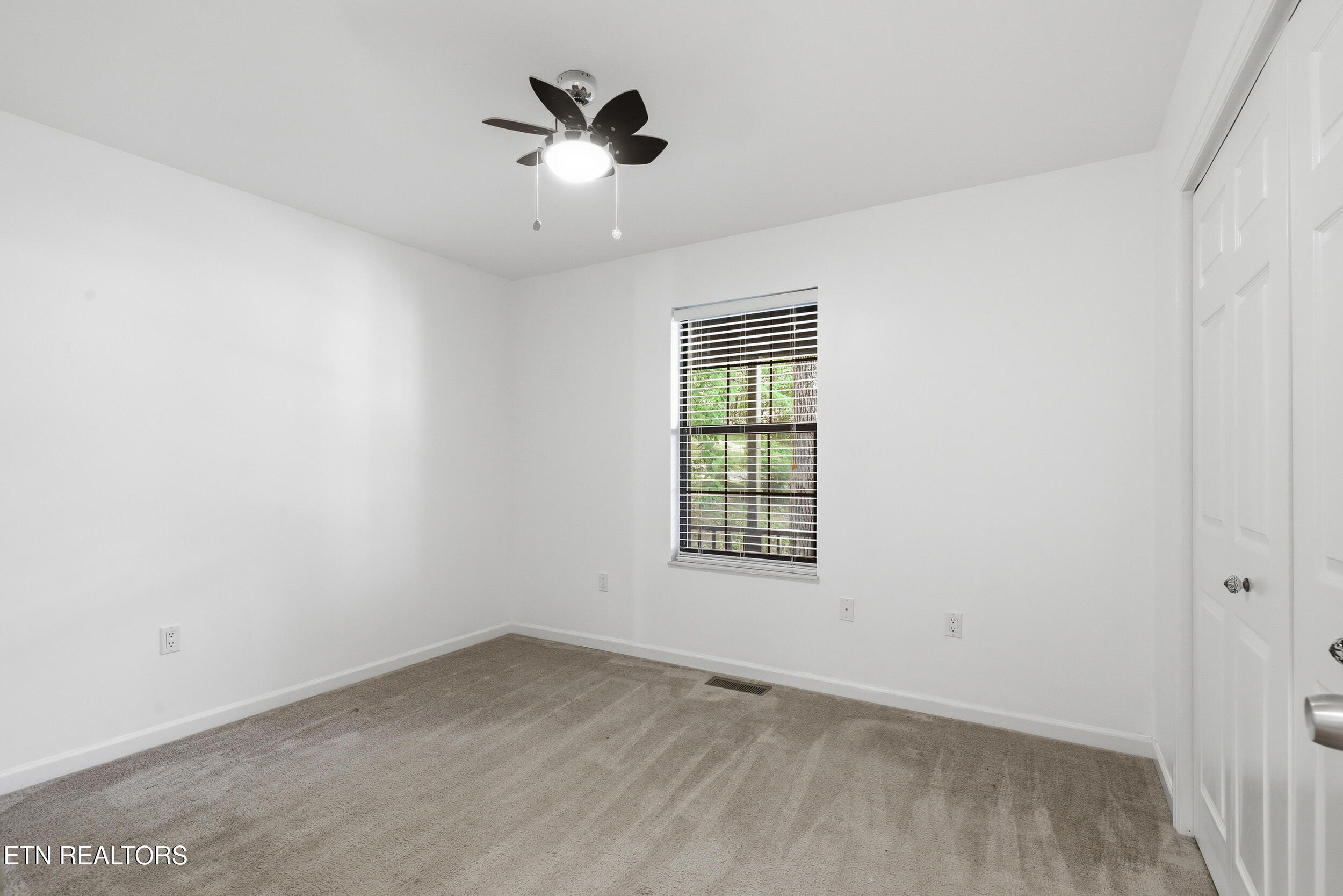 141 Milligan Lane Clinton TN 37716