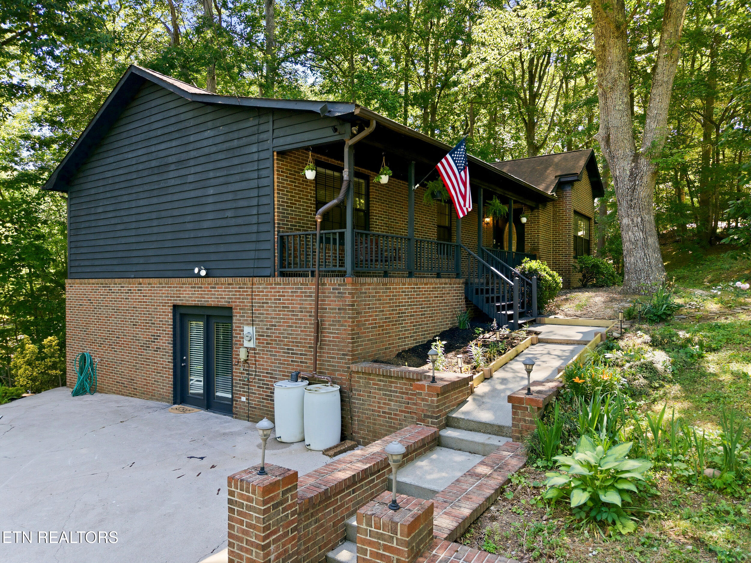 141 Milligan Lane Clinton TN 37716