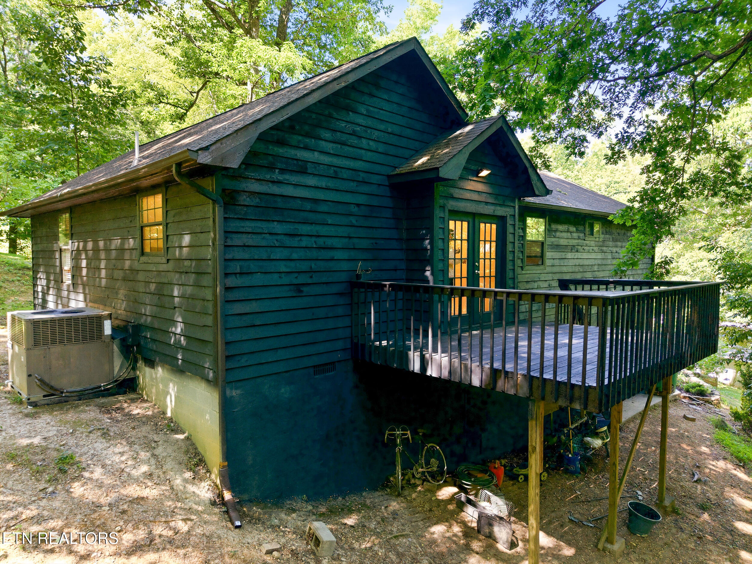 141 Milligan Lane Clinton TN 37716