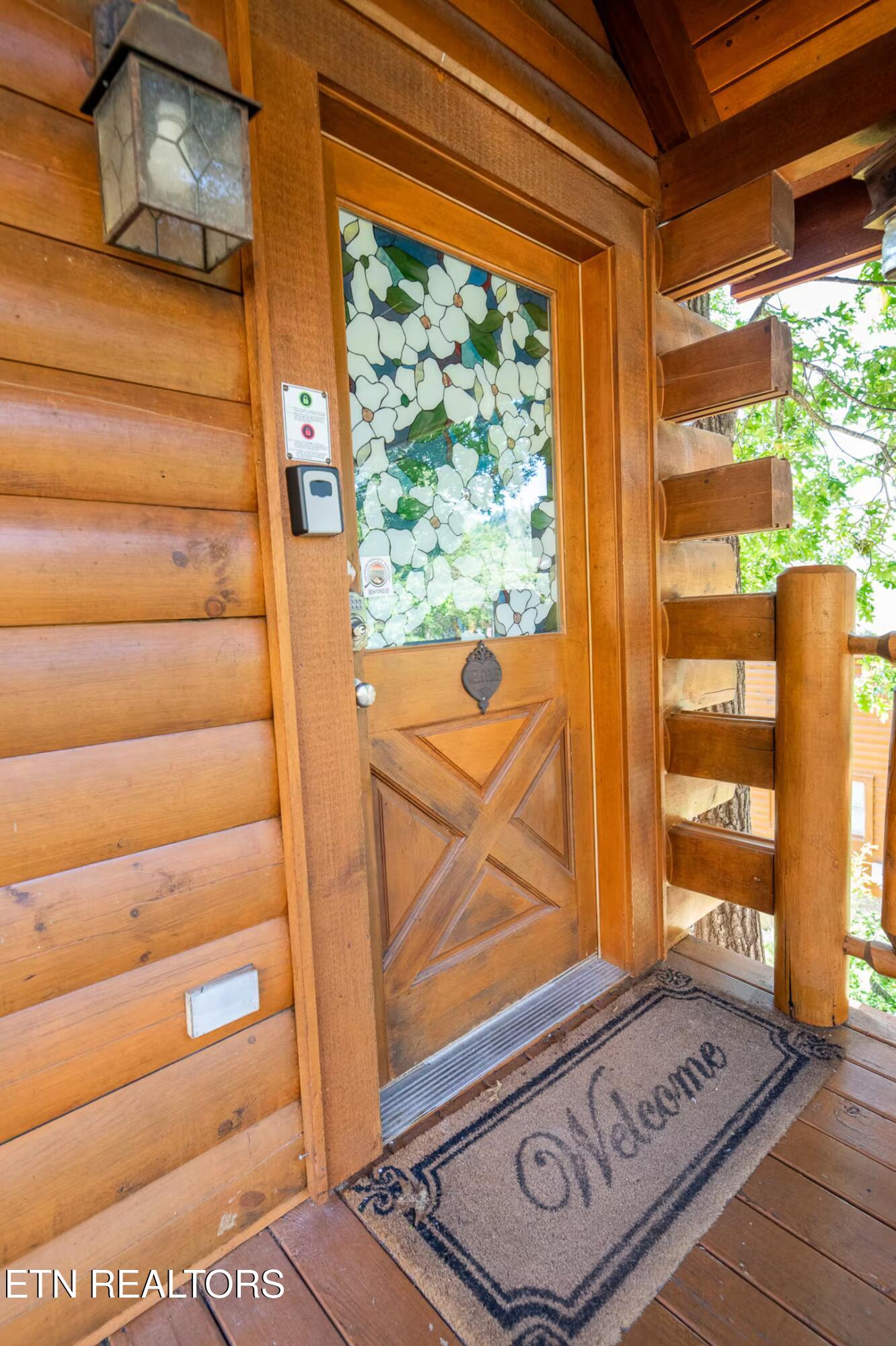 1258 Bird Nest Way Sevierville TN 37862