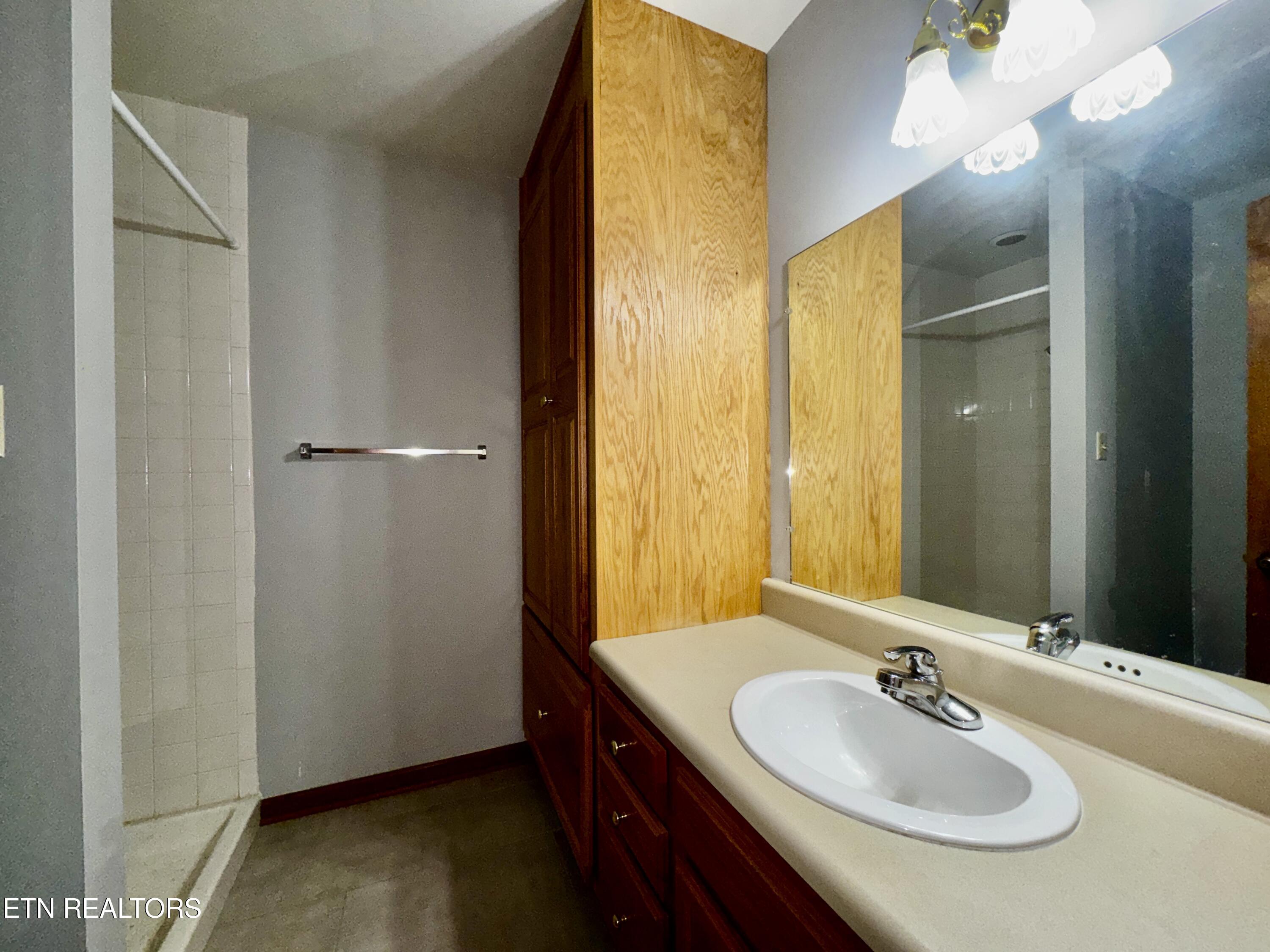 7708 Dave Road Knoxville TN 37938