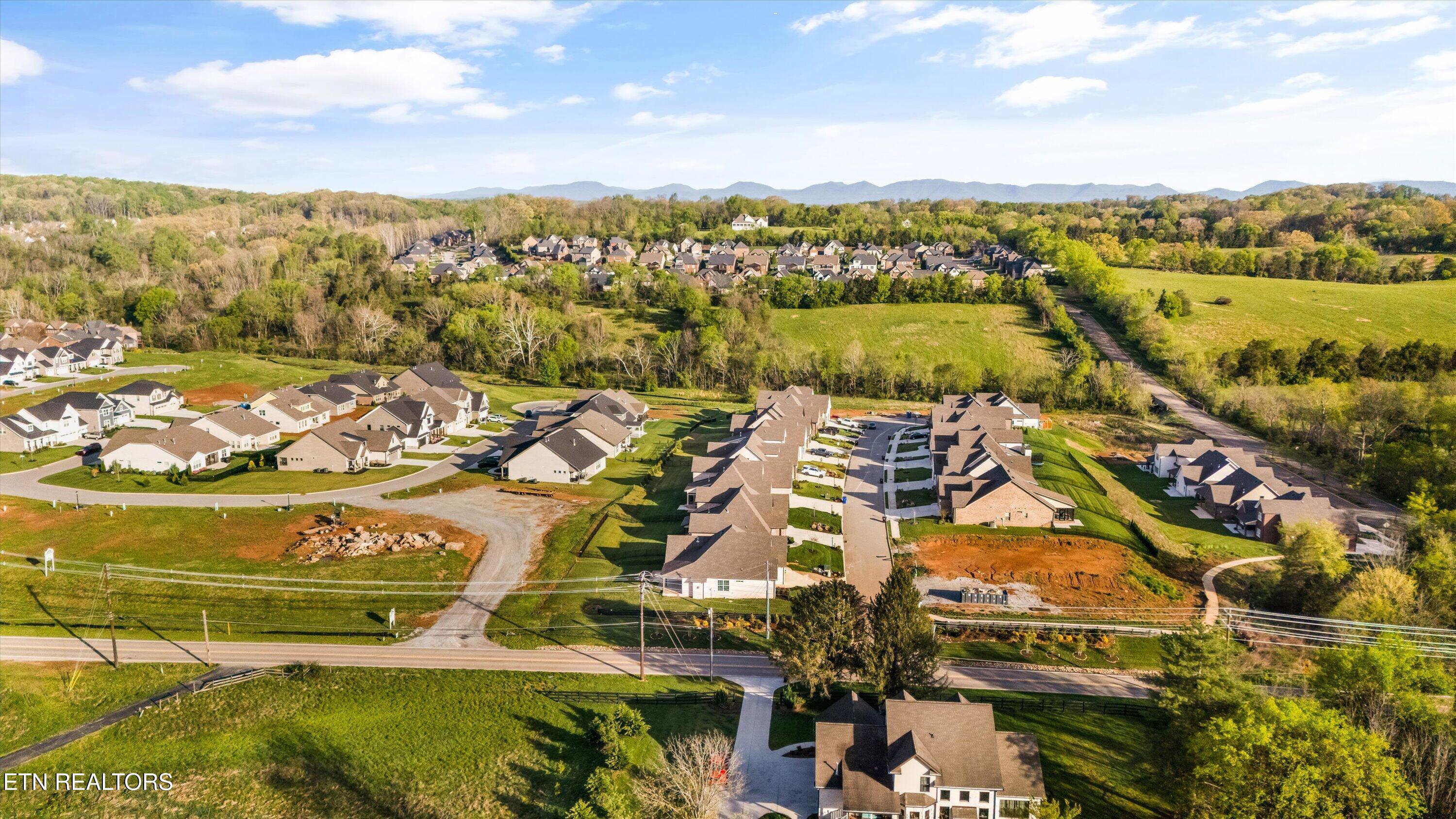 2103 Lantern Park Lane Knoxville TN 37932