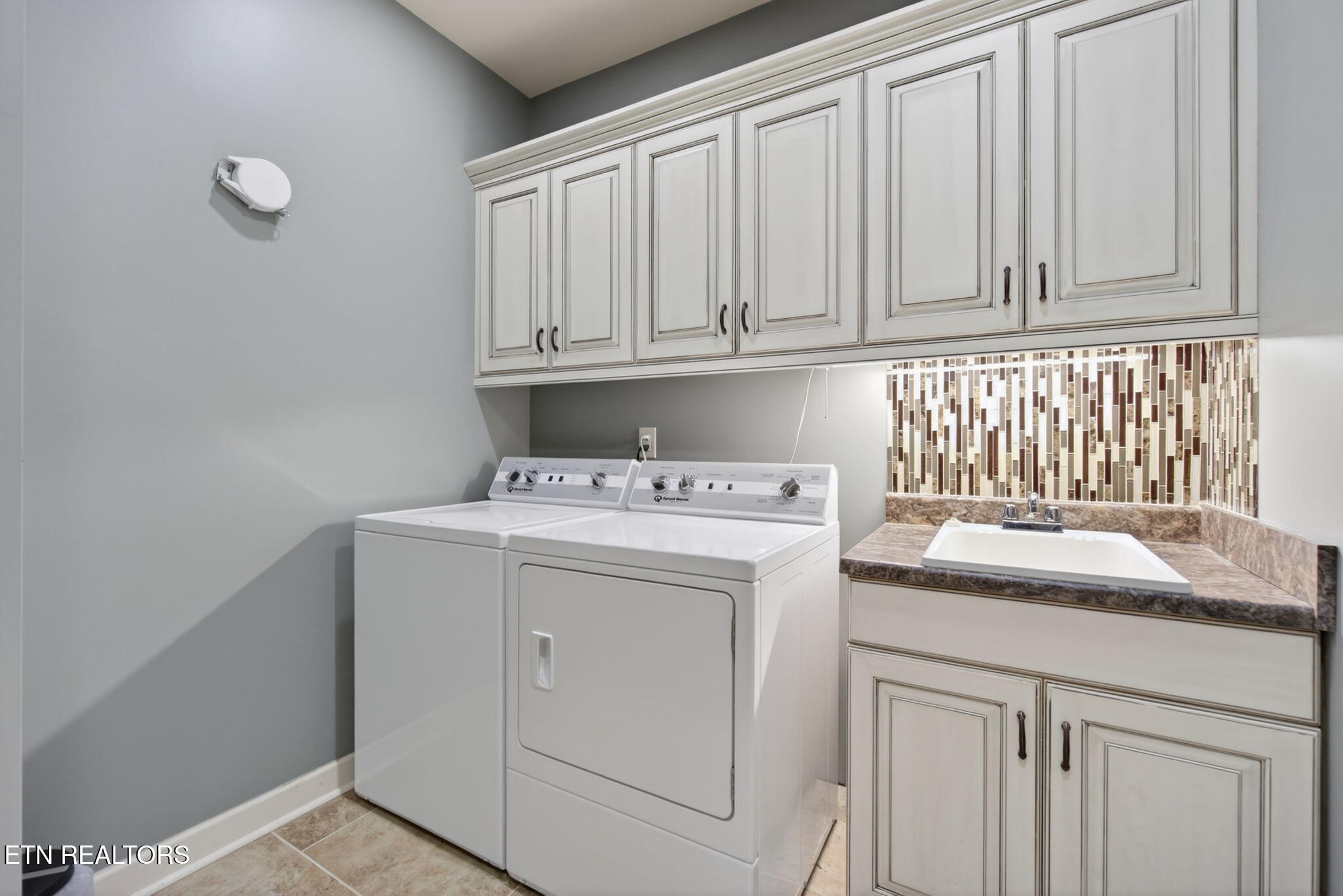 4068 Charlton Cookeville TN 38501