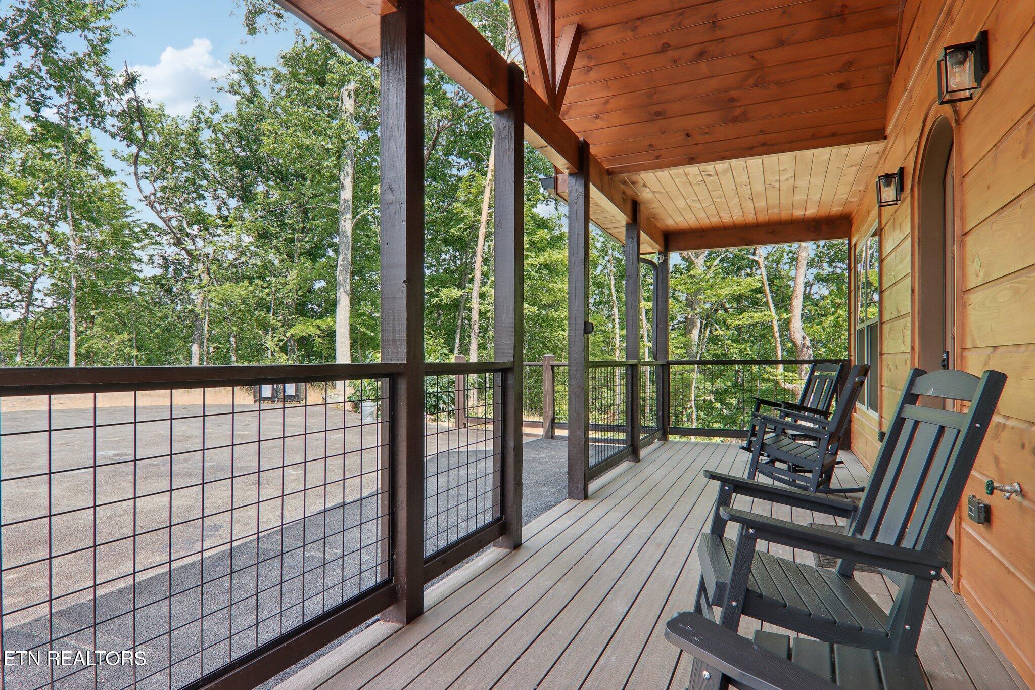 2616 Dogwood Loop Drive Sevierville TN 37876