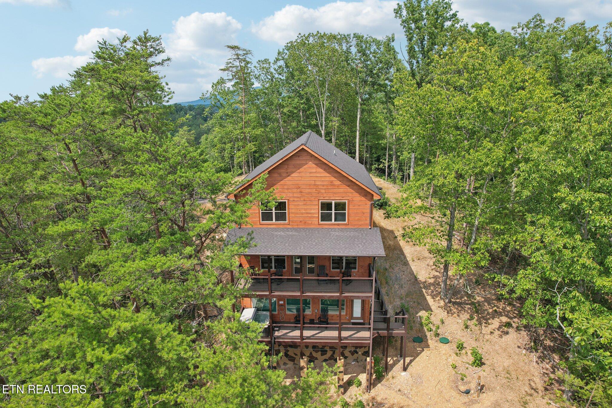 2616 Dogwood Loop Drive Sevierville TN 37876