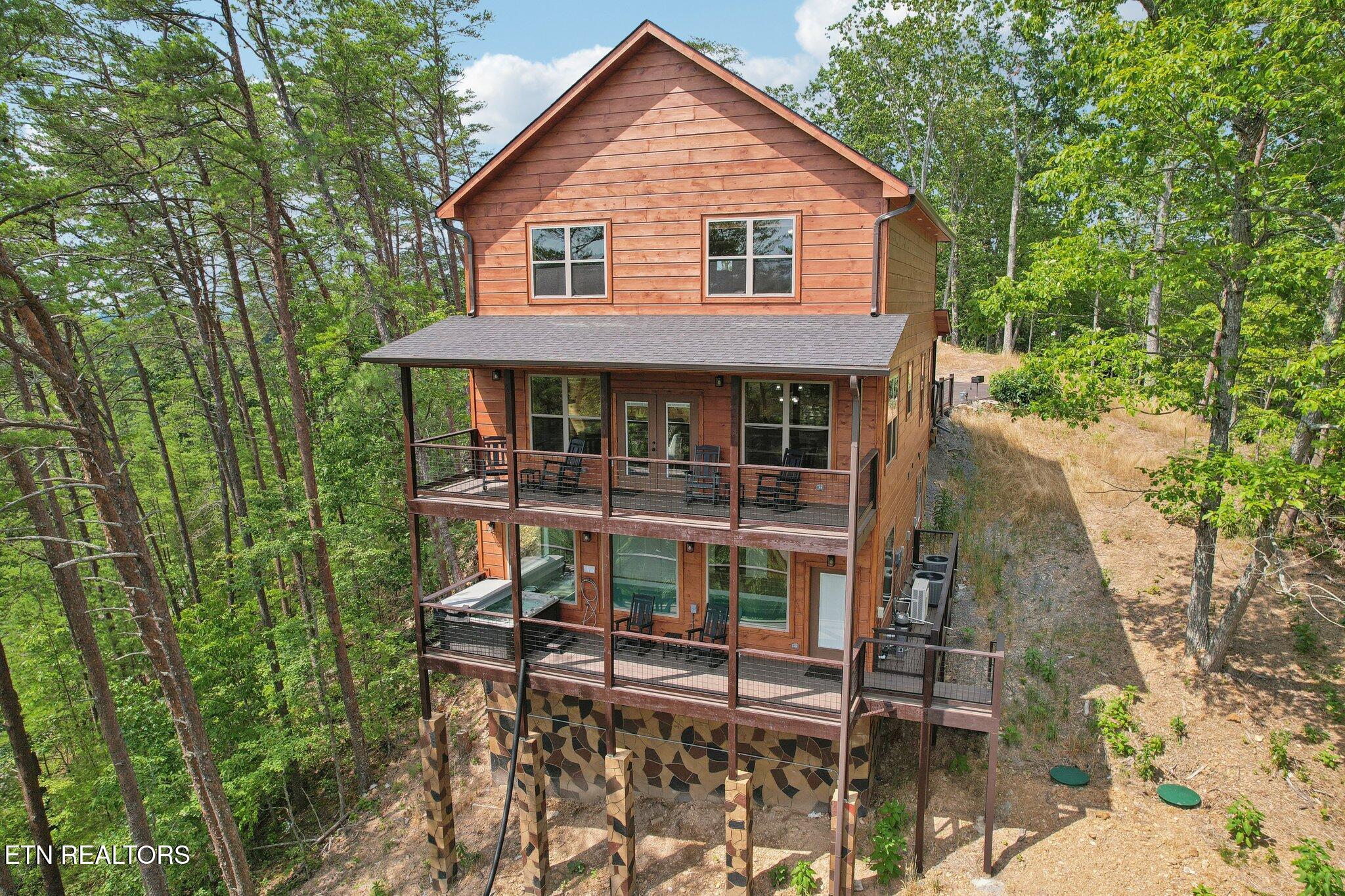 2616 Dogwood Loop Drive Sevierville TN 37876