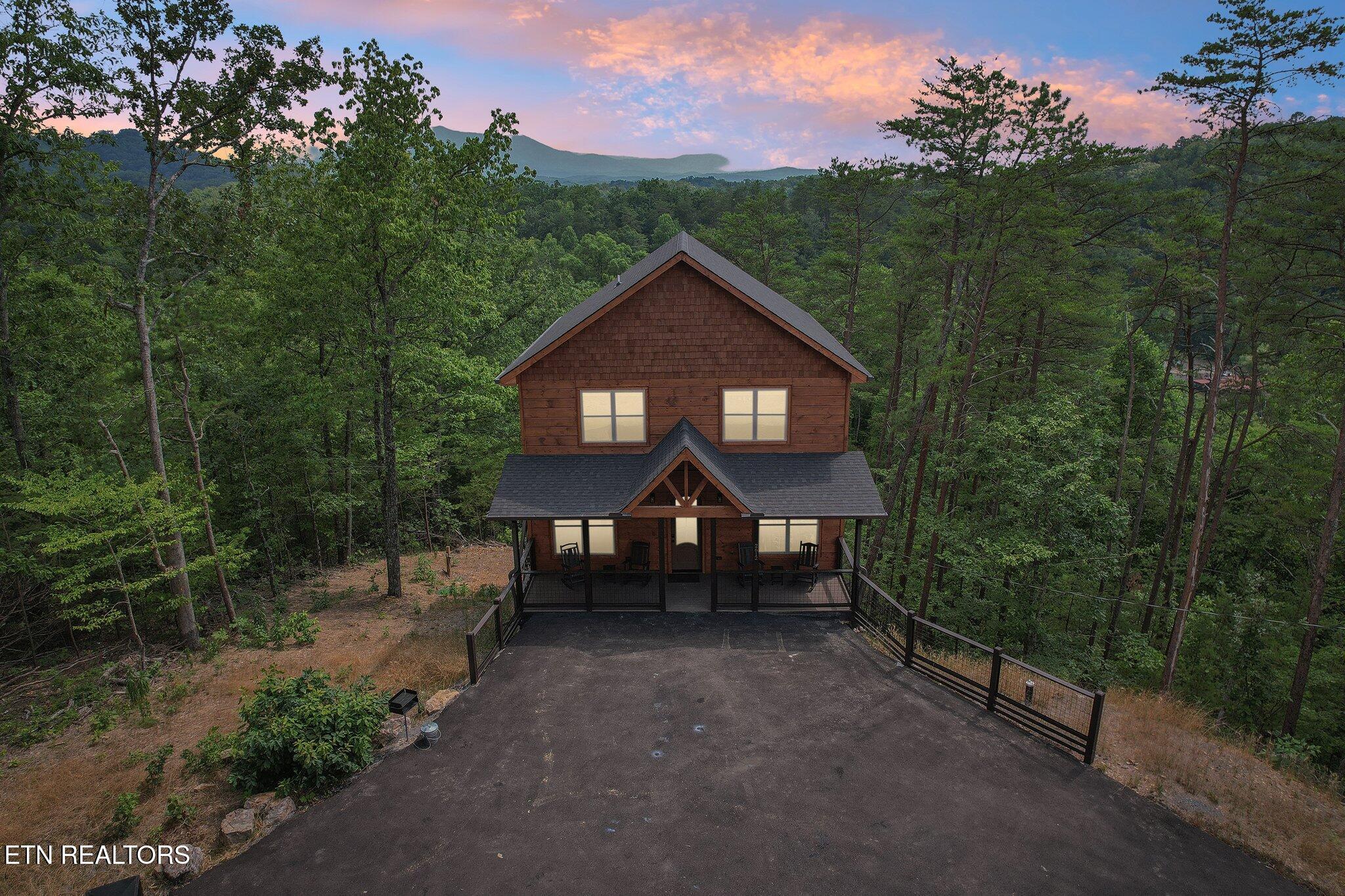 2616 Dogwood Loop Drive Sevierville TN 37876