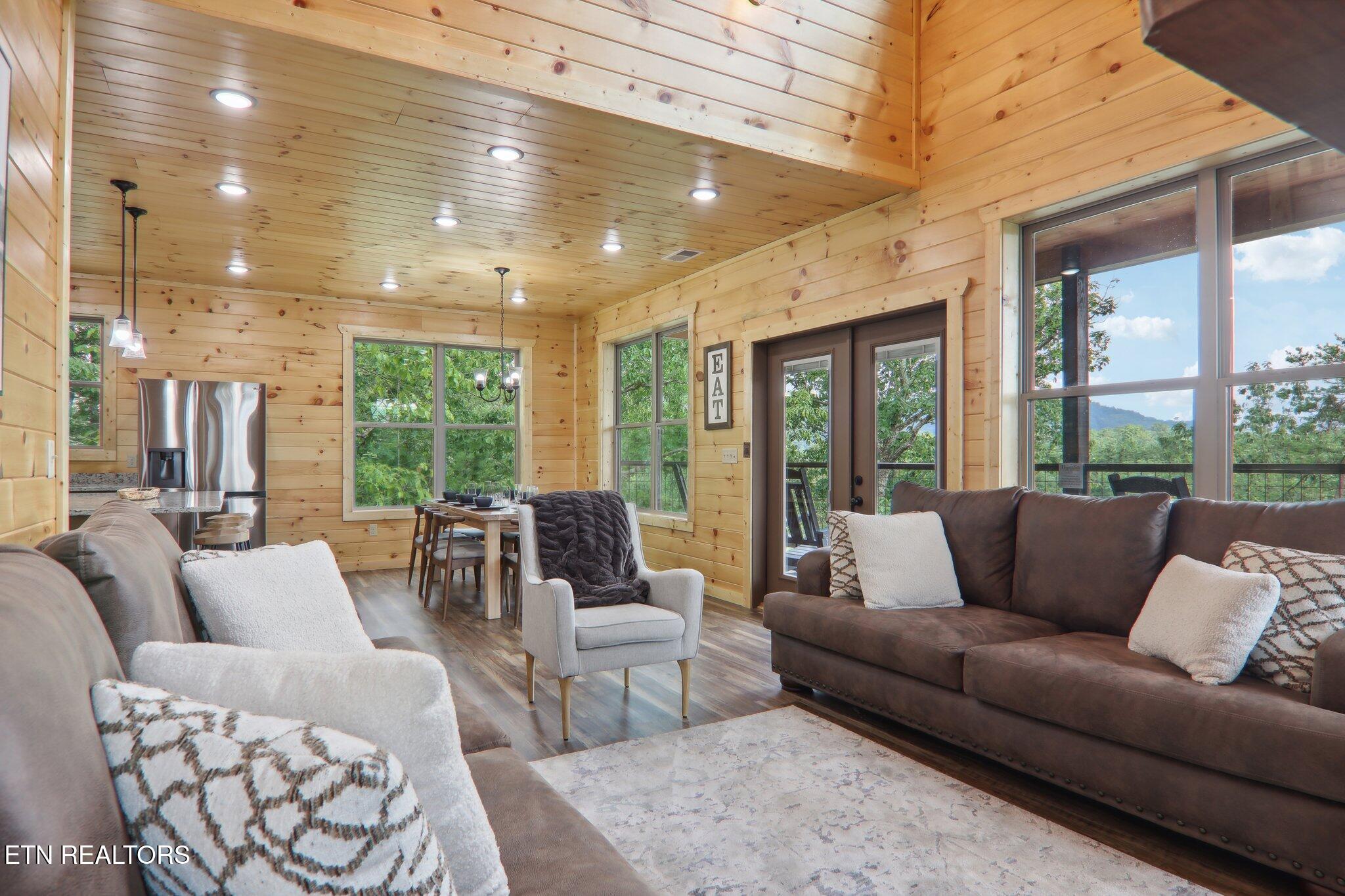 2616 Dogwood Loop Drive Sevierville TN 37876