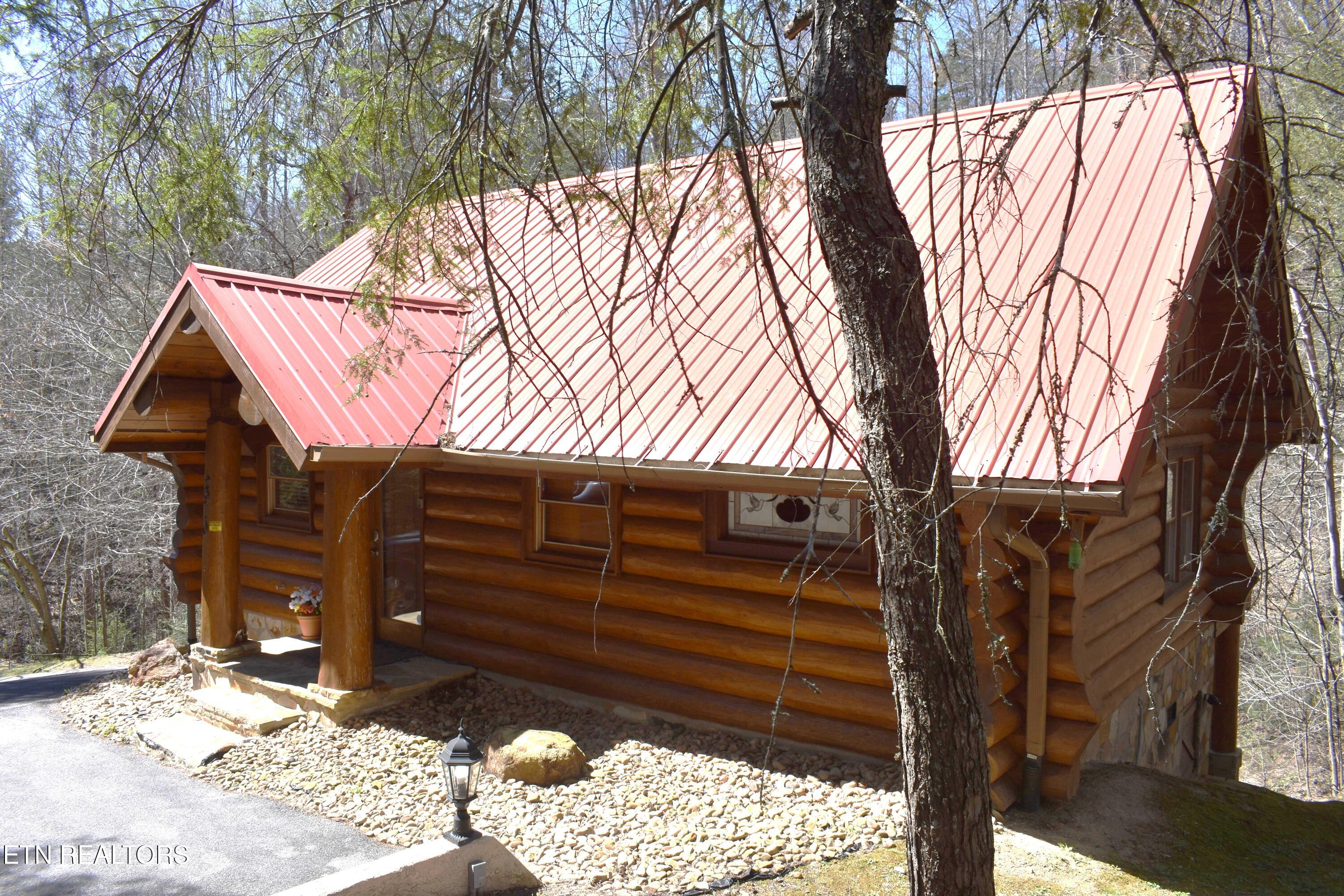 2910 Piney Ridge Way Sevierville TN 37862