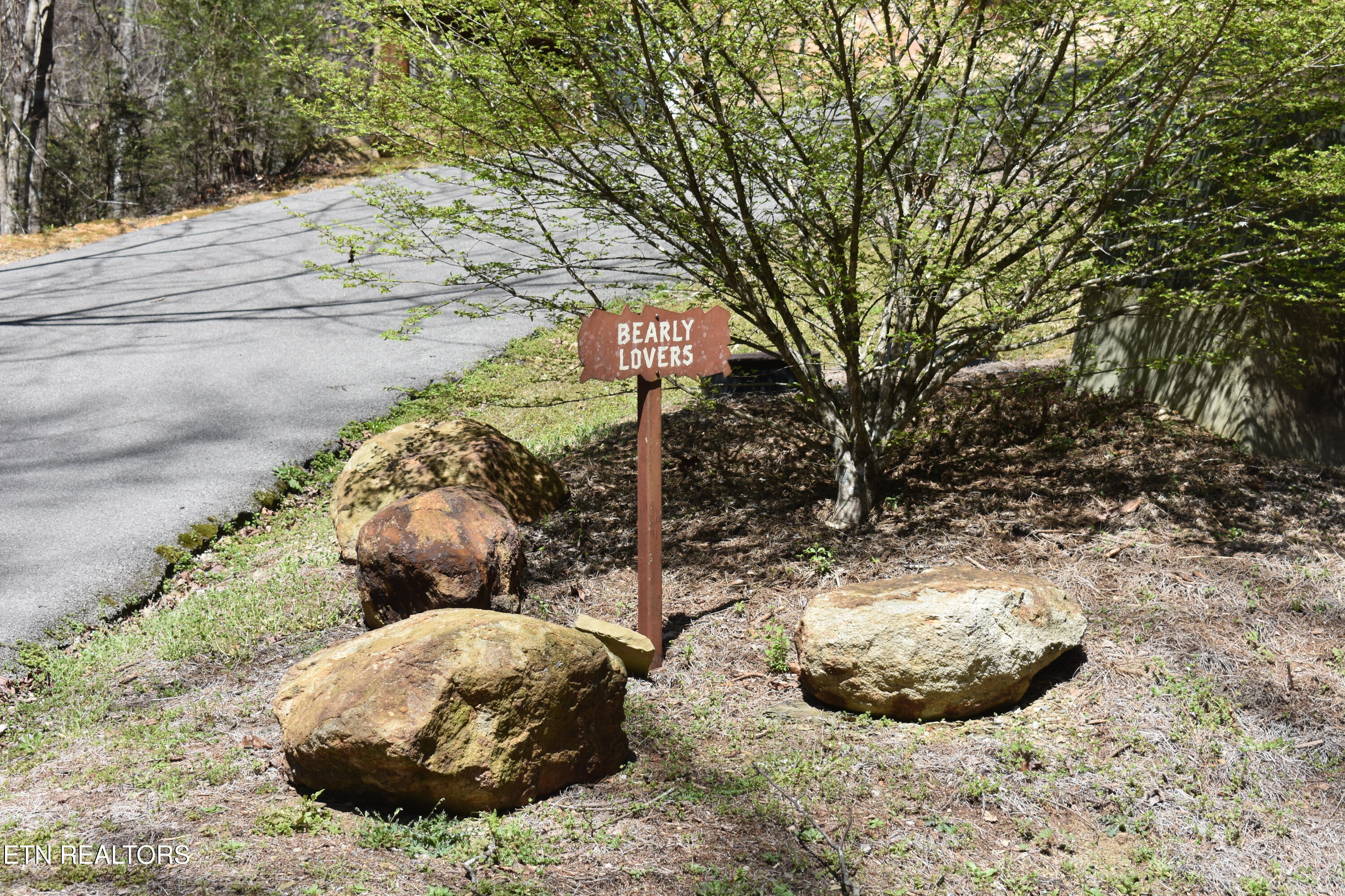 2910 Piney Ridge Way Sevierville TN 37862