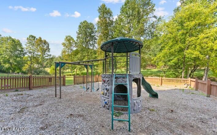2910 Piney Ridge Way Sevierville TN 37862