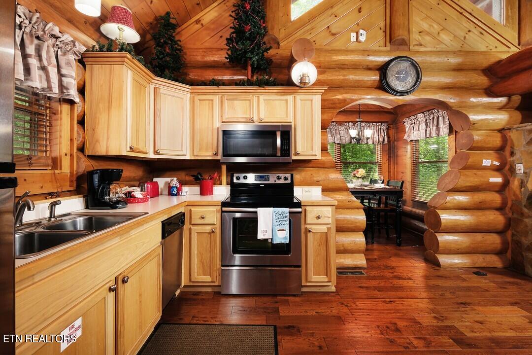 2910 Piney Ridge Way Sevierville TN 37862