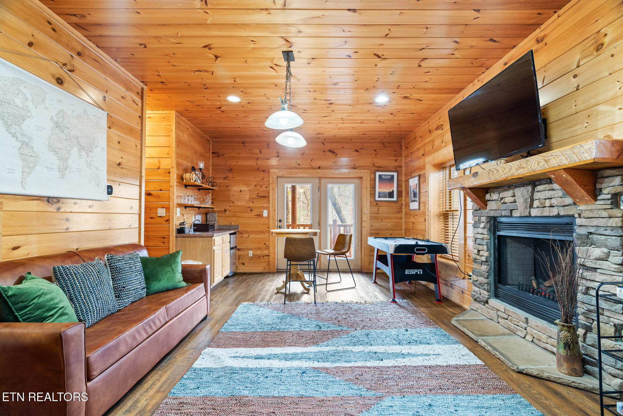 2020 Bear Creek Way Pigeon Forge TN 37862