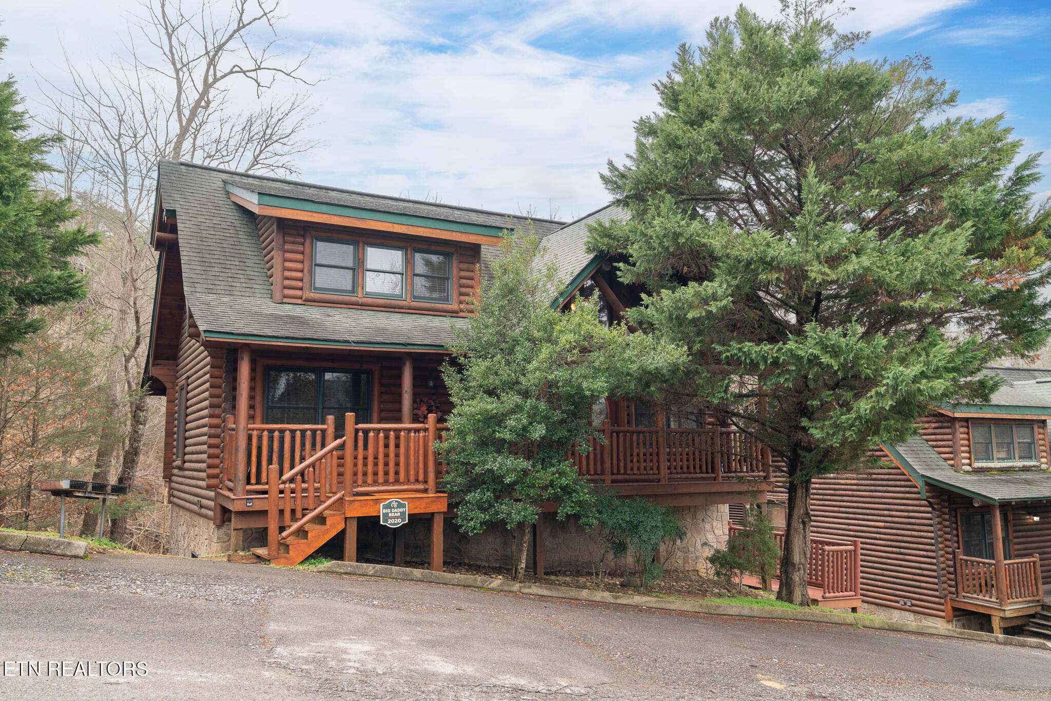 2020 Bear Creek Way Pigeon Forge TN 37862