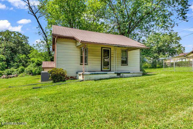5823 3rd Lane Knoxville TN 37912