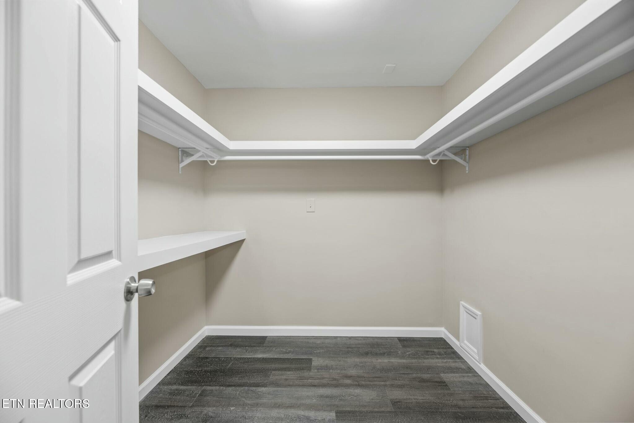 909 Dartmouth Road Knoxville TN 37914