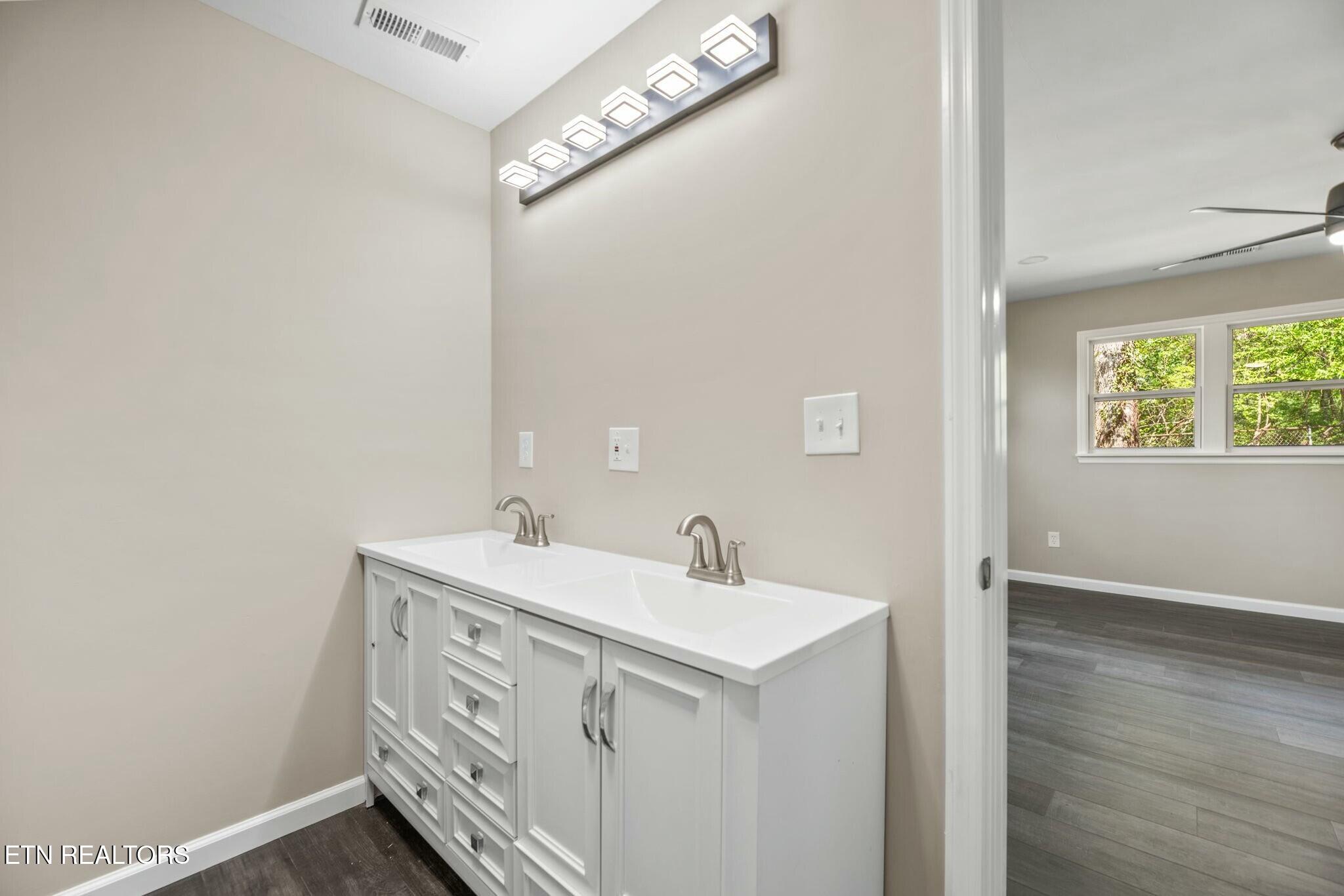 909 Dartmouth Road Knoxville TN 37914