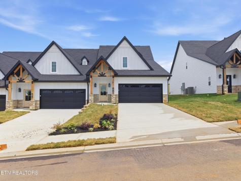 1812 Poplar Spgs Place Maryville TN 37803