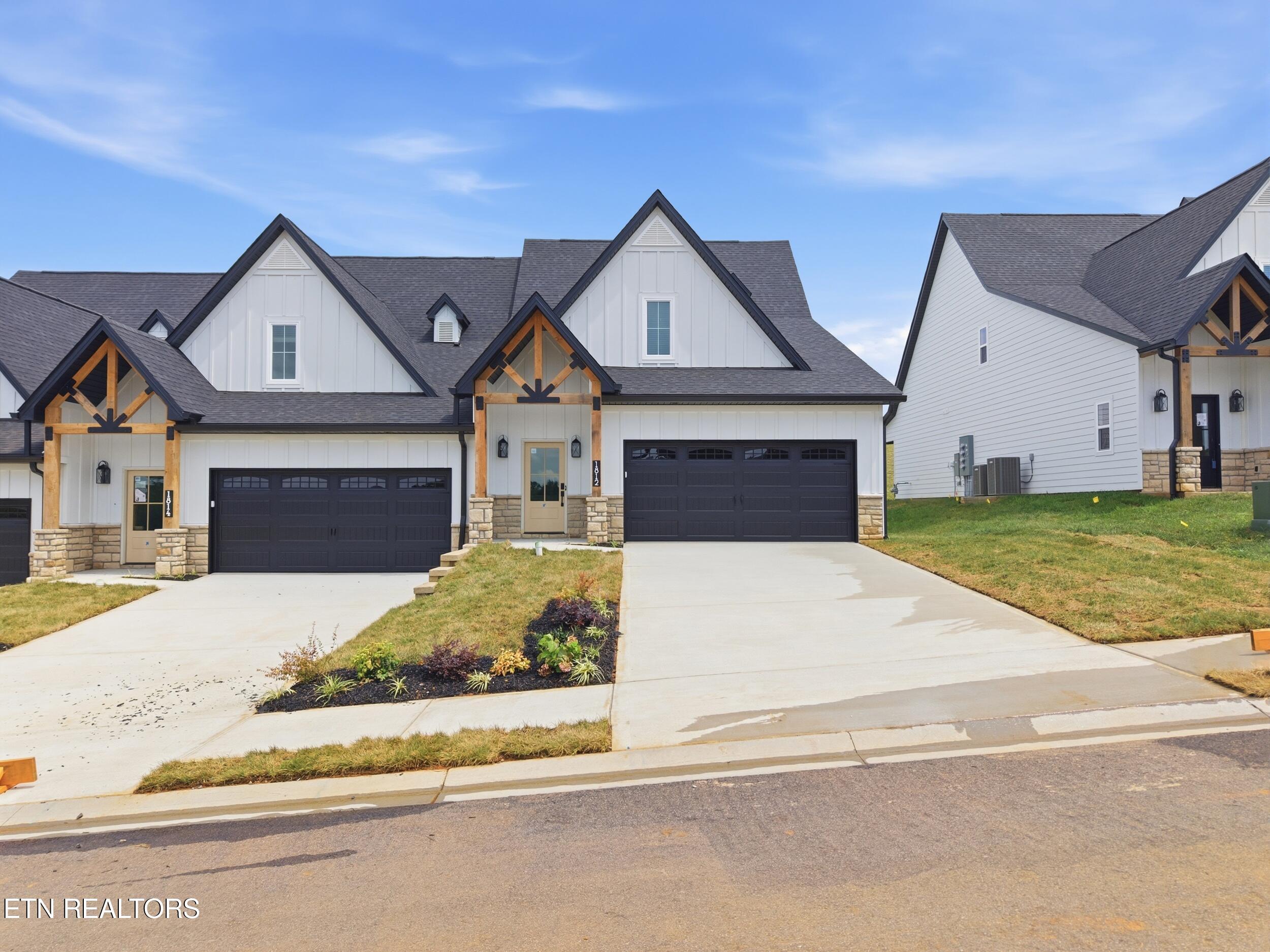 1812 Poplar Spgs Place Maryville TN 37803