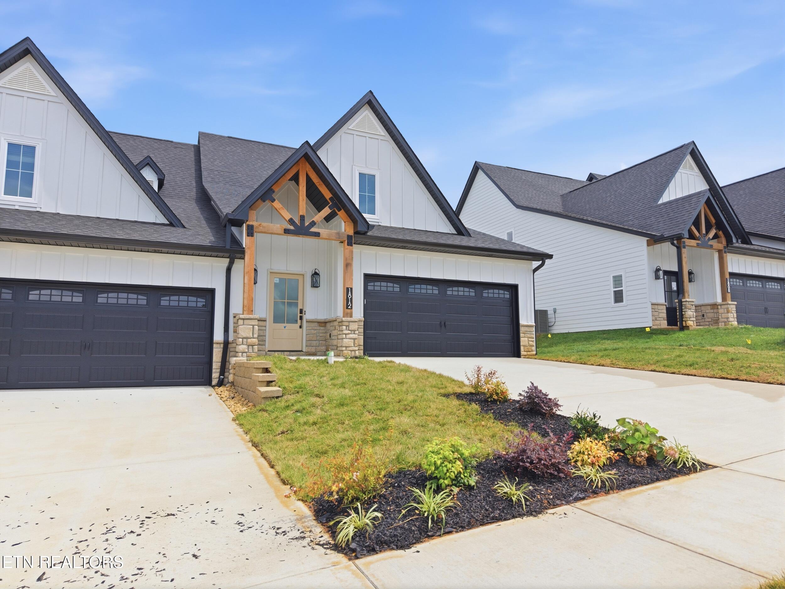 1812 Poplar Spgs Place Maryville TN 37803