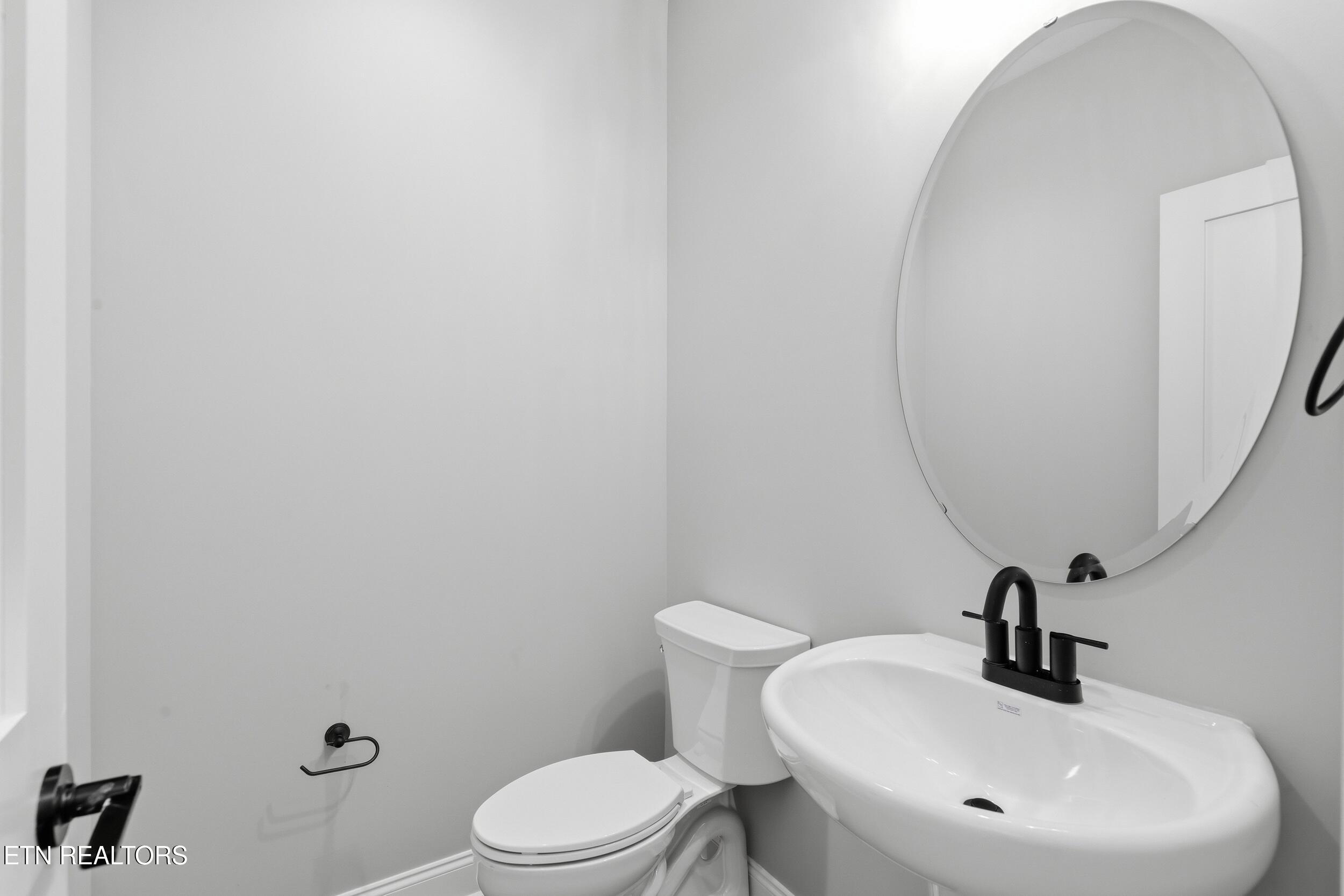 1812 Poplar Spgs Place Maryville TN 37803