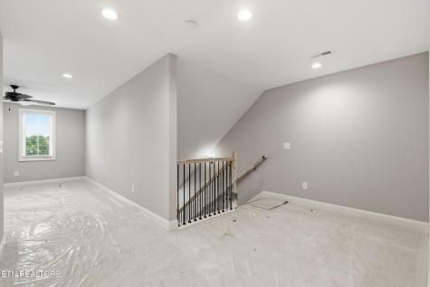 1812 Poplar Spgs Place Maryville TN 37803