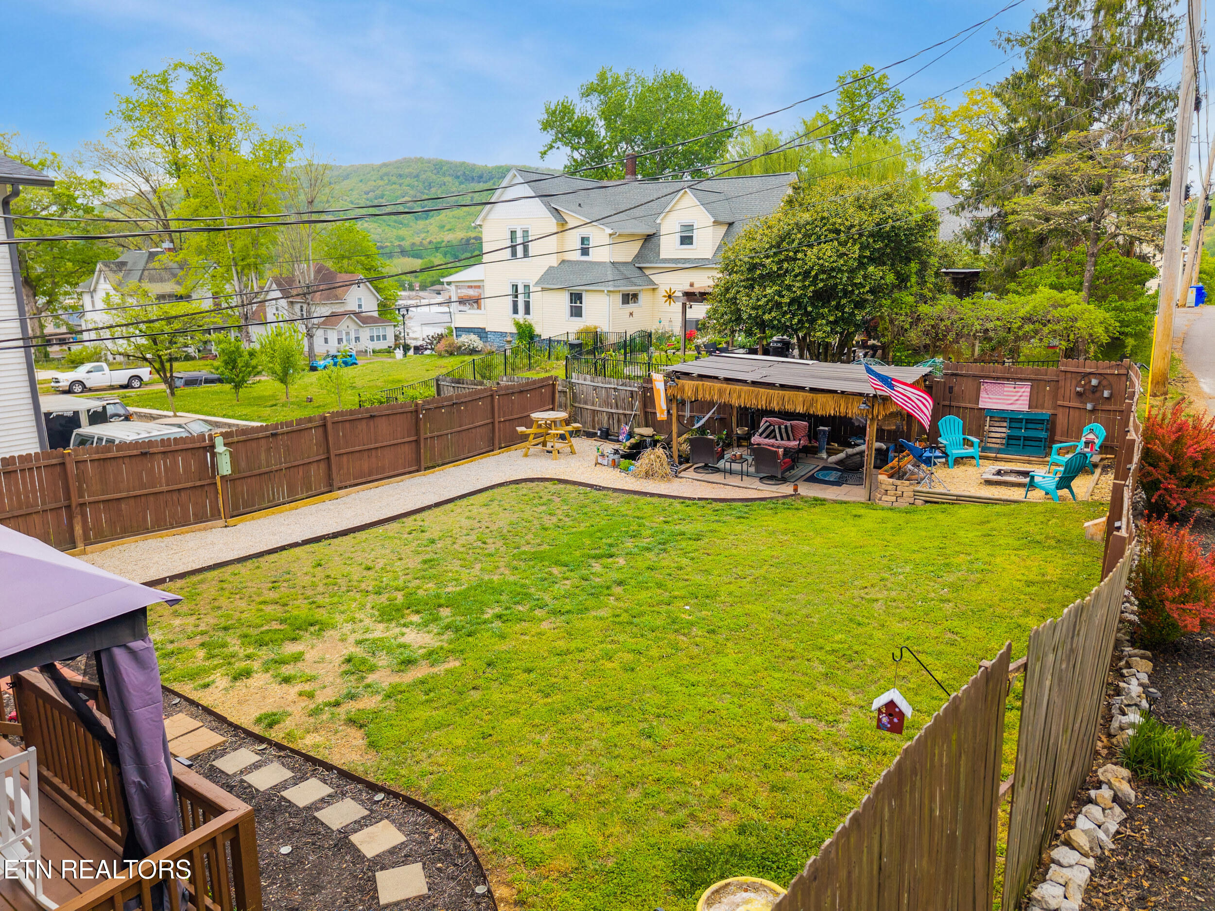 409 Cumberland Street Harriman TN 37748